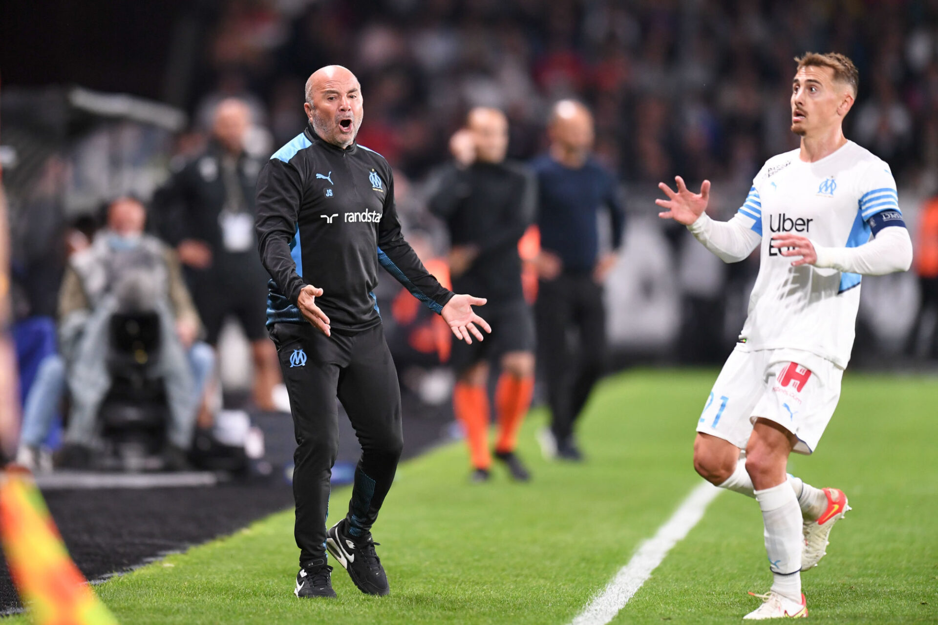 Jorge Sampaoli a martelé qu'il "ne fallait pas se croire plus haut que l'OM". Icon Sport