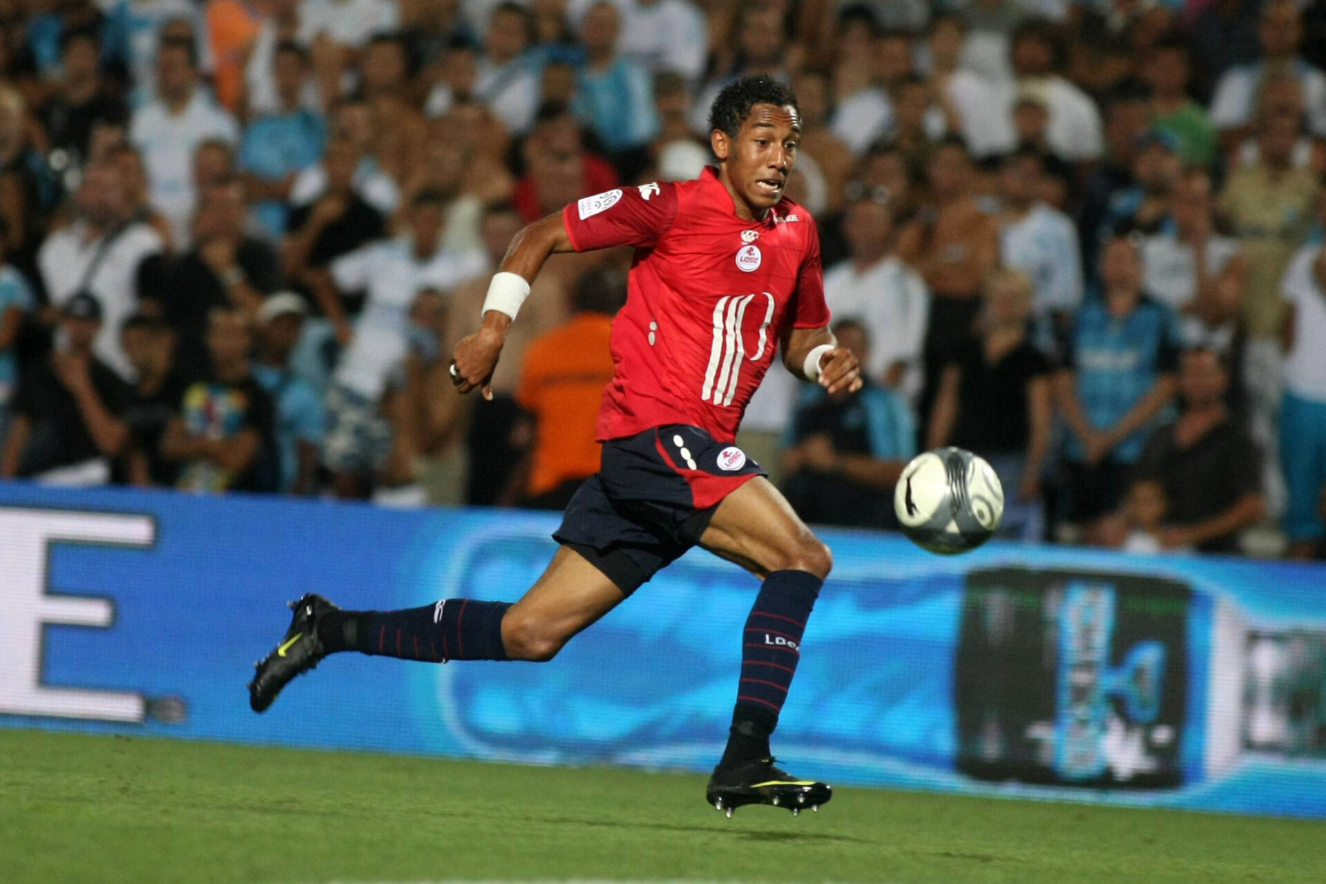 Pierre-Emerick Aubameyang commençant sa carrière professionnelle de footballeur avec les Lillois (Icon Sport)