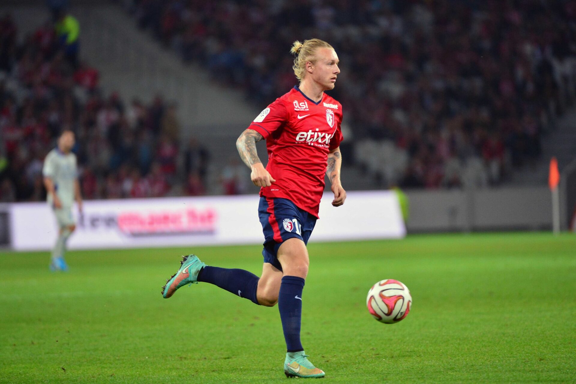 Simon Kjær jouant avec l'équipe lilloise (Icon Sport)