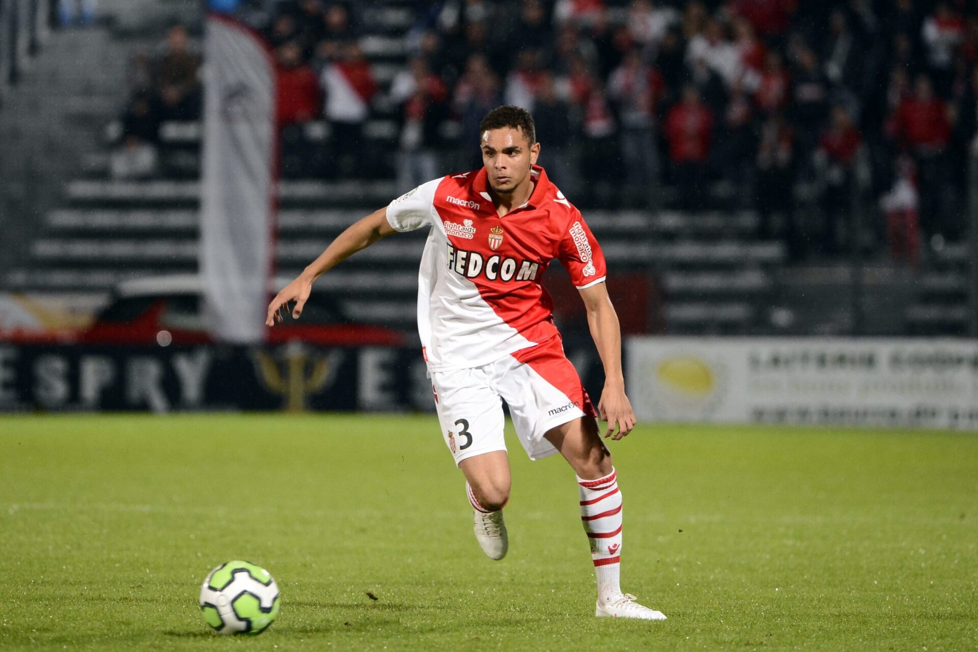 Layvin Kurzawa commençant sa carrière professionnelle en Ligue 1 avec les Monégasques (Icon Sport)