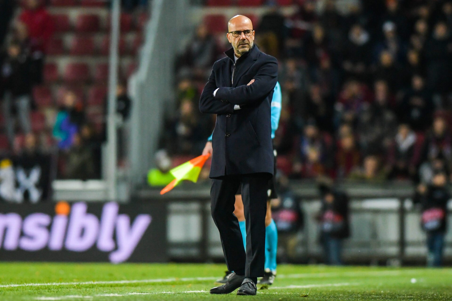 Peter Bosz sur le banc lyonnais (iconsport)
