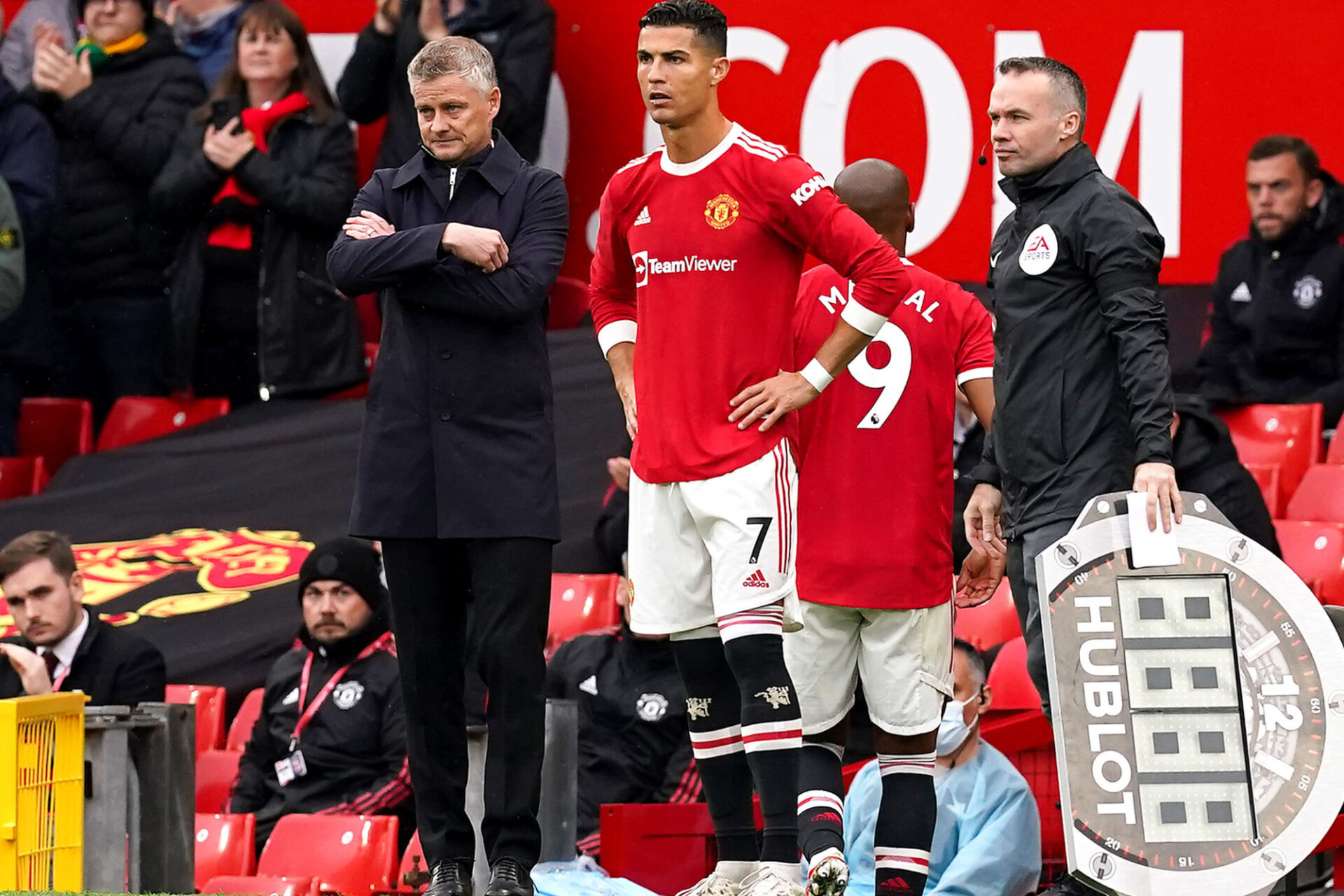 Cristiano Ronaldo a démarré la rencontre sur le banc contre Everton, et il n'a pas pu aider Manchester United à ramener la victoire après son entrée en jeu. Icon Sport