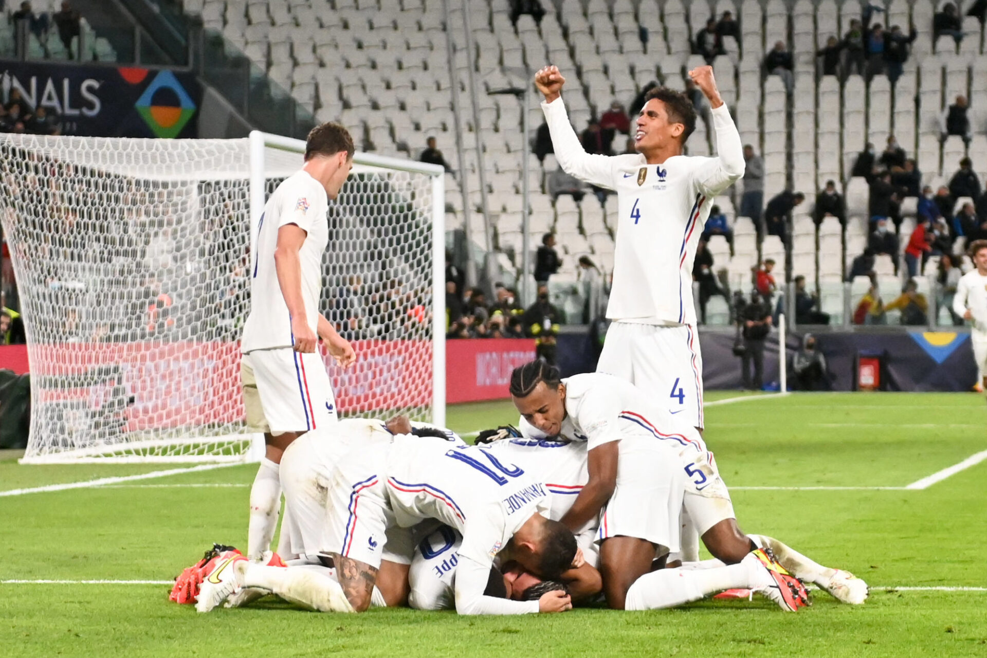L'équipe de France empocherait un joli pactole en cas de sacre en Ligue des nations. Icon Sport
