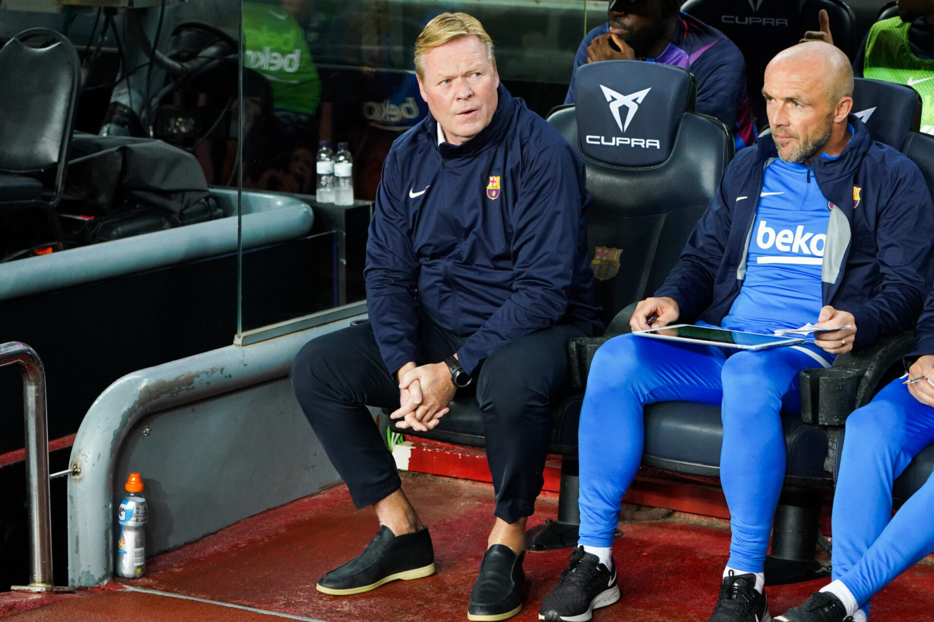 Koeman sur le banc du Bar&ccedil;a (iconsport)