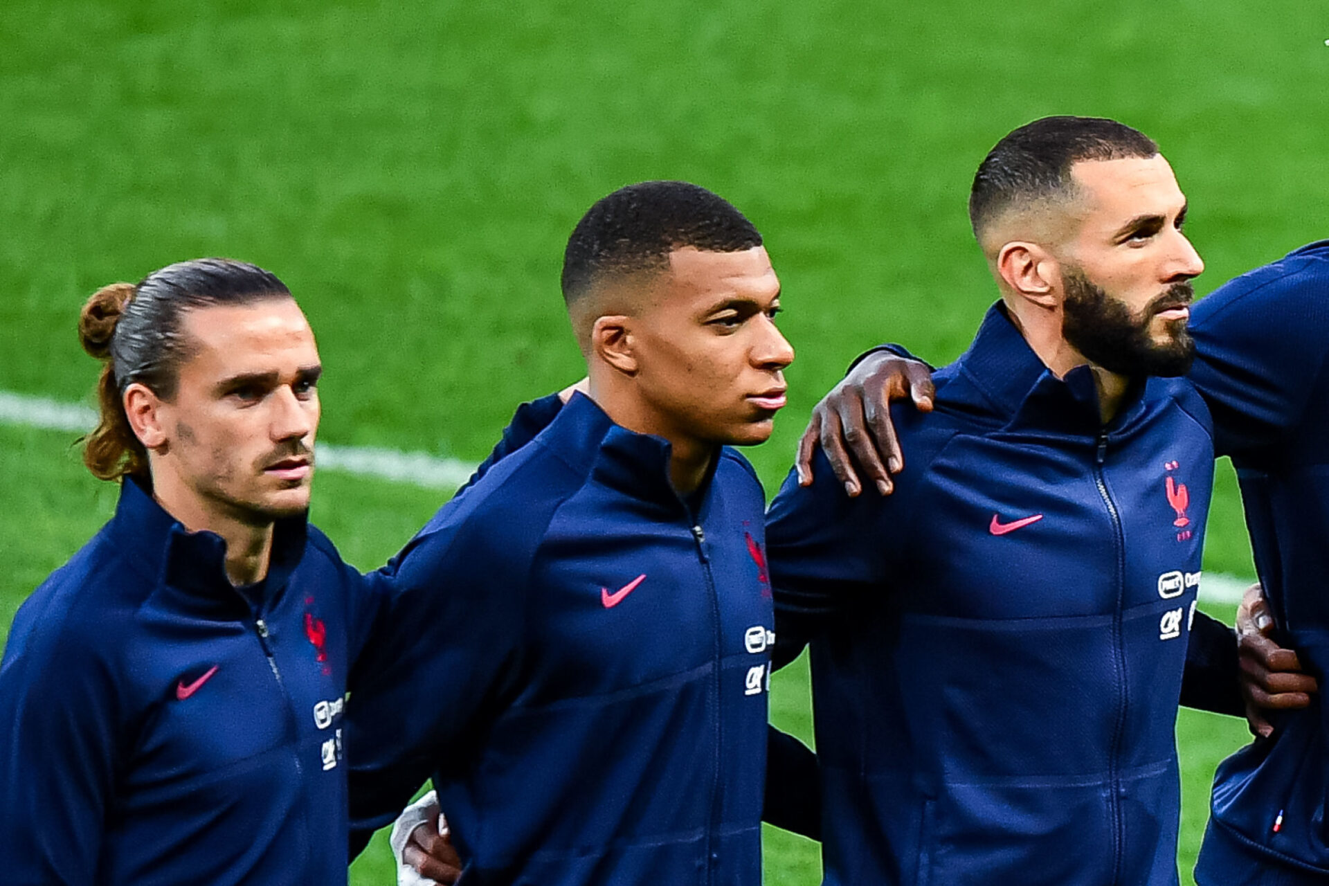 Antoine Griezmann, Kylian Mbappé et Karim Benzema doivent "jouer plus de matchs ensemble" pour s'améliorer, comme l'a affirmé "Grizou". Icon Sport