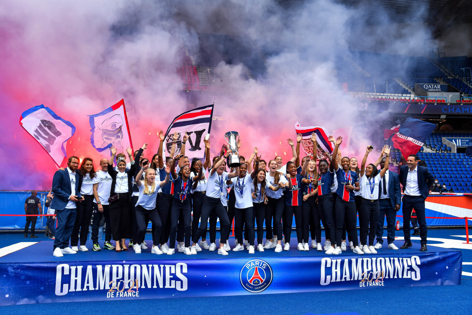 Le Paris Saint-Germain est parvenu à mettre un terme à l'hémégonie lyonnaise en remportant la D1 Arkéma 2020/2021. Icon Sport