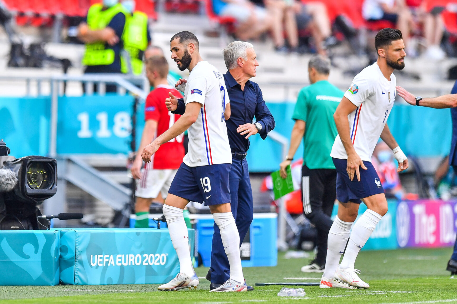 Karim Benzema et Olivier Giroud sous le maillot de l'équipe de France (IconSport)