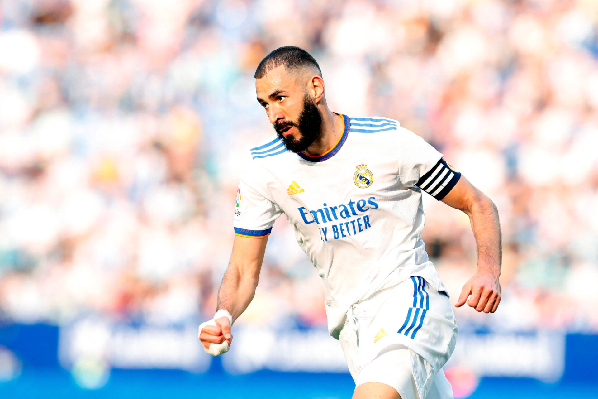 Devenu capitaine du Real Madrid, Benzema brille dans une équipe collectivement défaillante (iconsport)