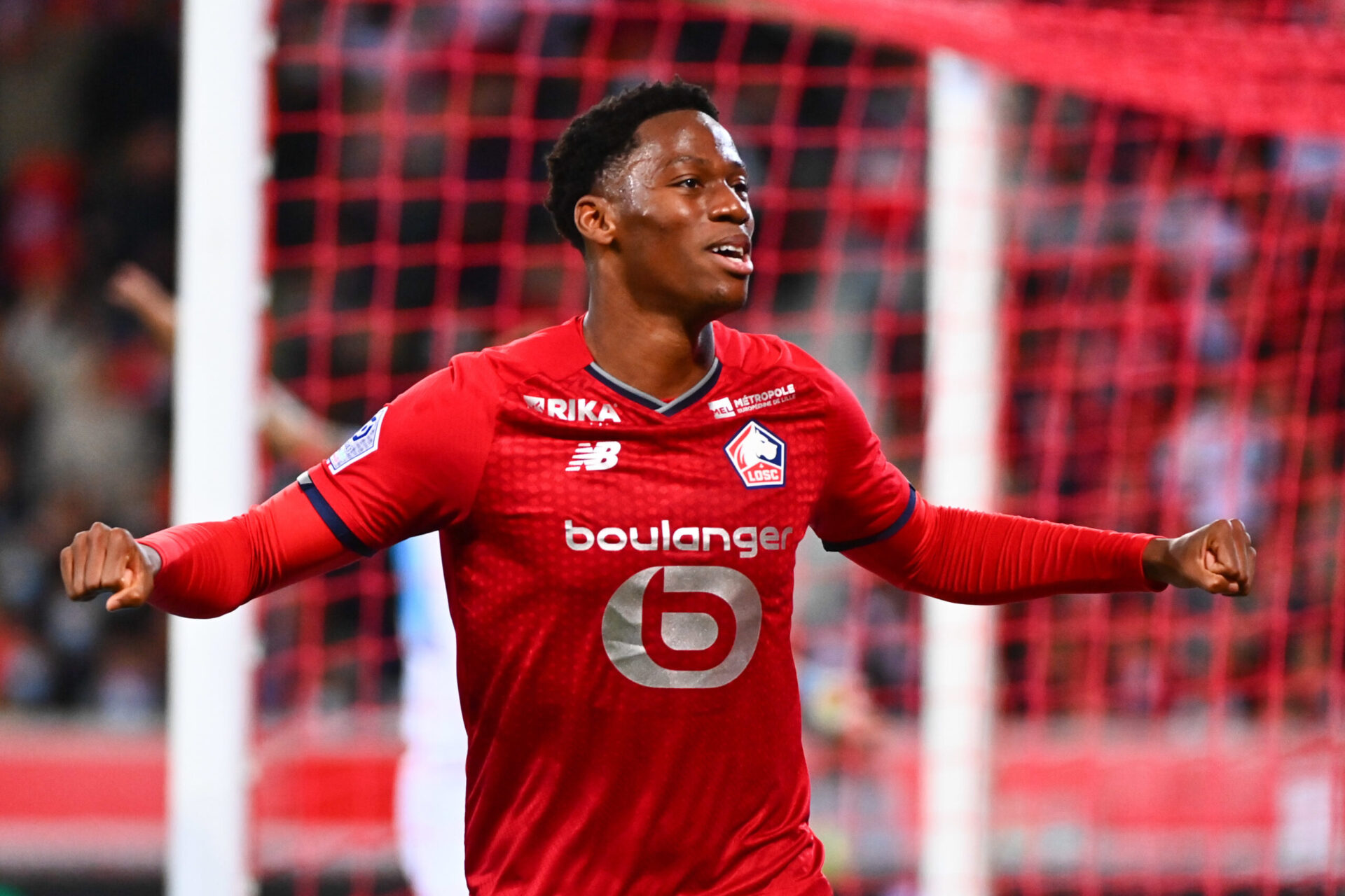 Contre l'OM, Jonathan David profite d'un cafouillage de William Saliba pour donner un avantage logique au LOSC (iconsport)