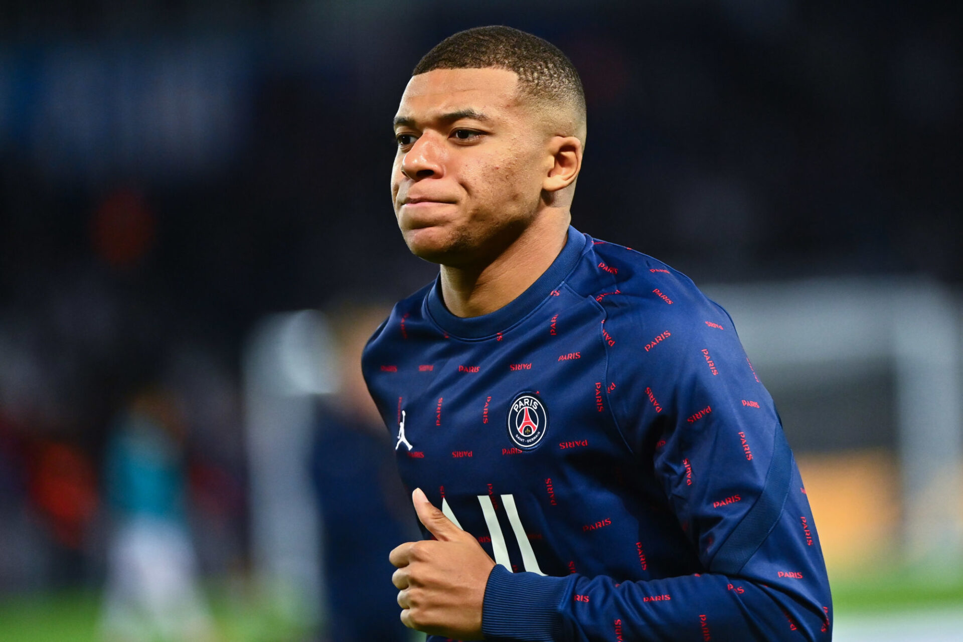 Kylian Mbappé n'a pas apprécié le comportement de la presse au sujet de sa situation au PSG cet été. Icon Sport