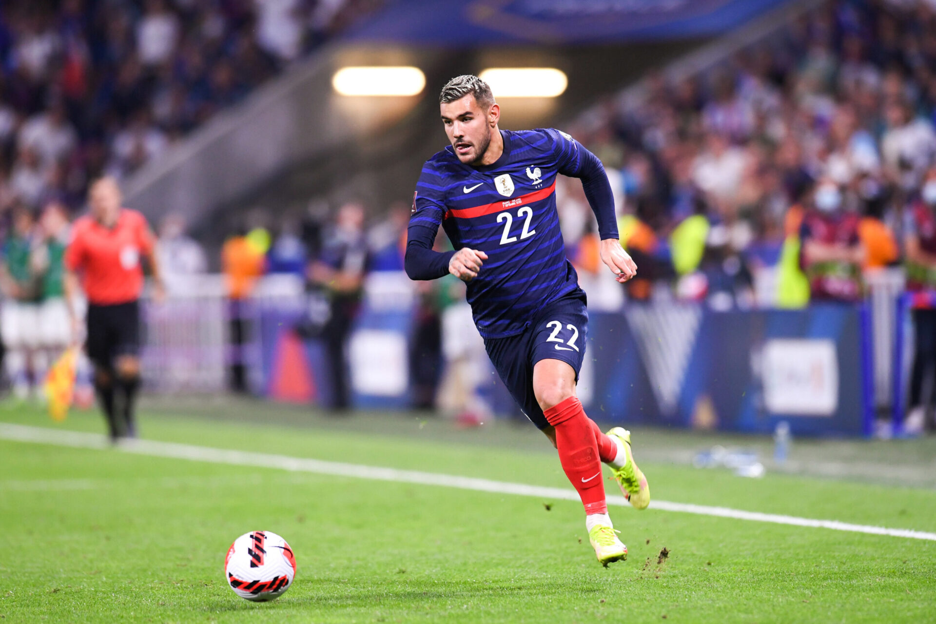 Séduisant lors de sa première sélection, Lucas Hernández pourrait devenir le principal concurrent de son frère en équipe de France (iconsport)