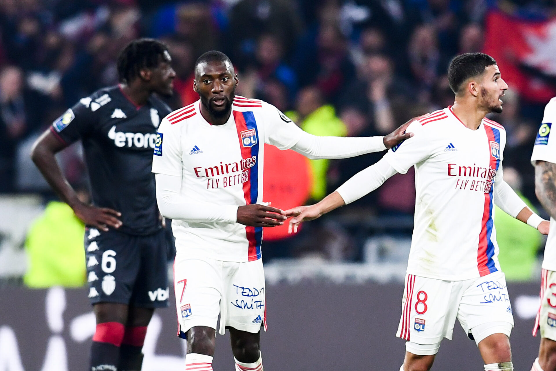 Alexander N&uuml;bel, sur la pelouse du Groupama Stadium lors du match de Ligue 1 contre l'Olympique Lyonnais. Icon Sport