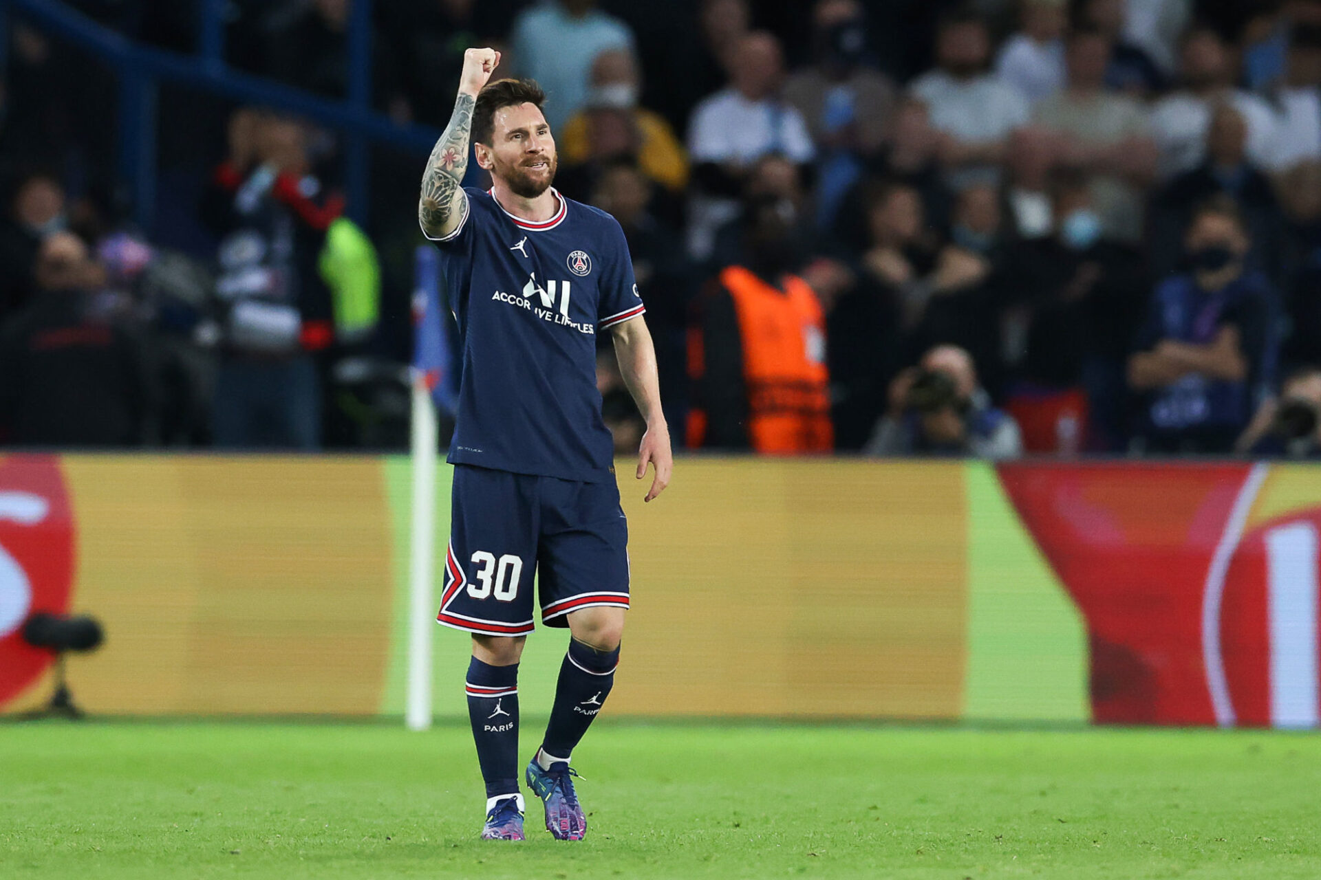 Lionel Messi fait figure de candidat à sa succession au Ballon d'Or. Icon Sport