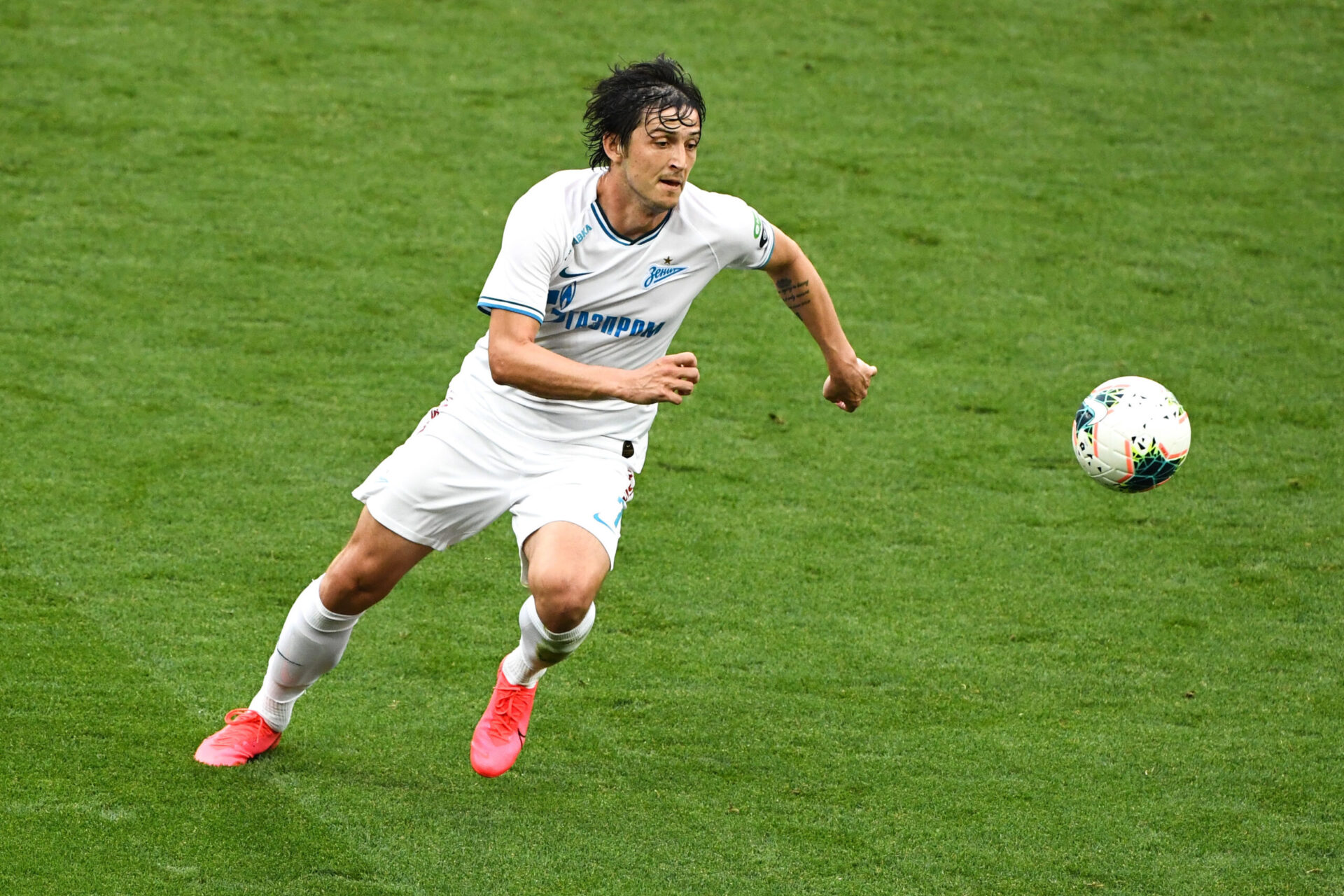 Le joueur iranien de 26 ans est également ciblé par le Bayer Leverkusen (iconsport)