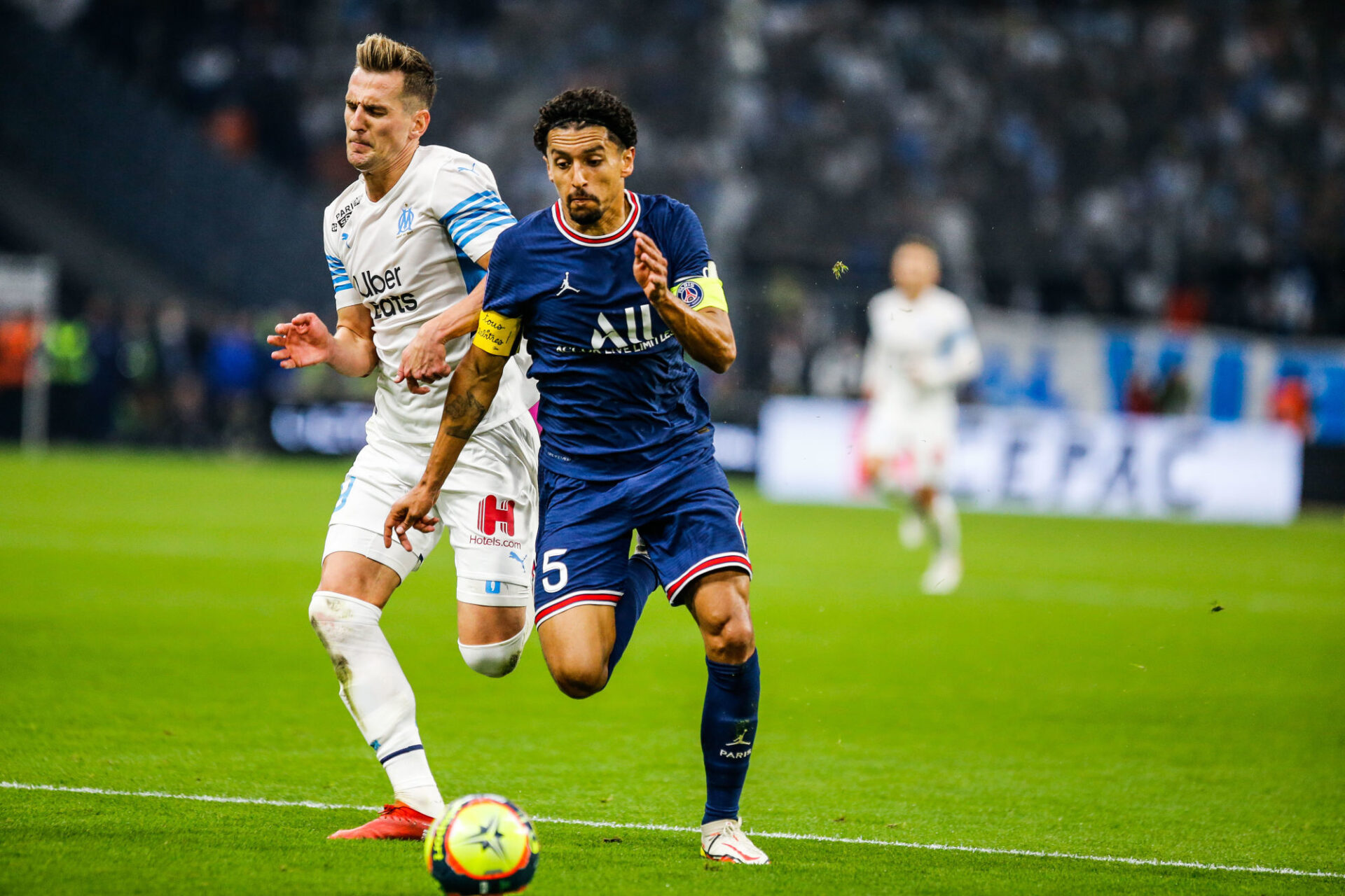 Marquinhos a fait r&eacute;gner sa loi face &agrave; Arkadiusz Milik. Icon Sport