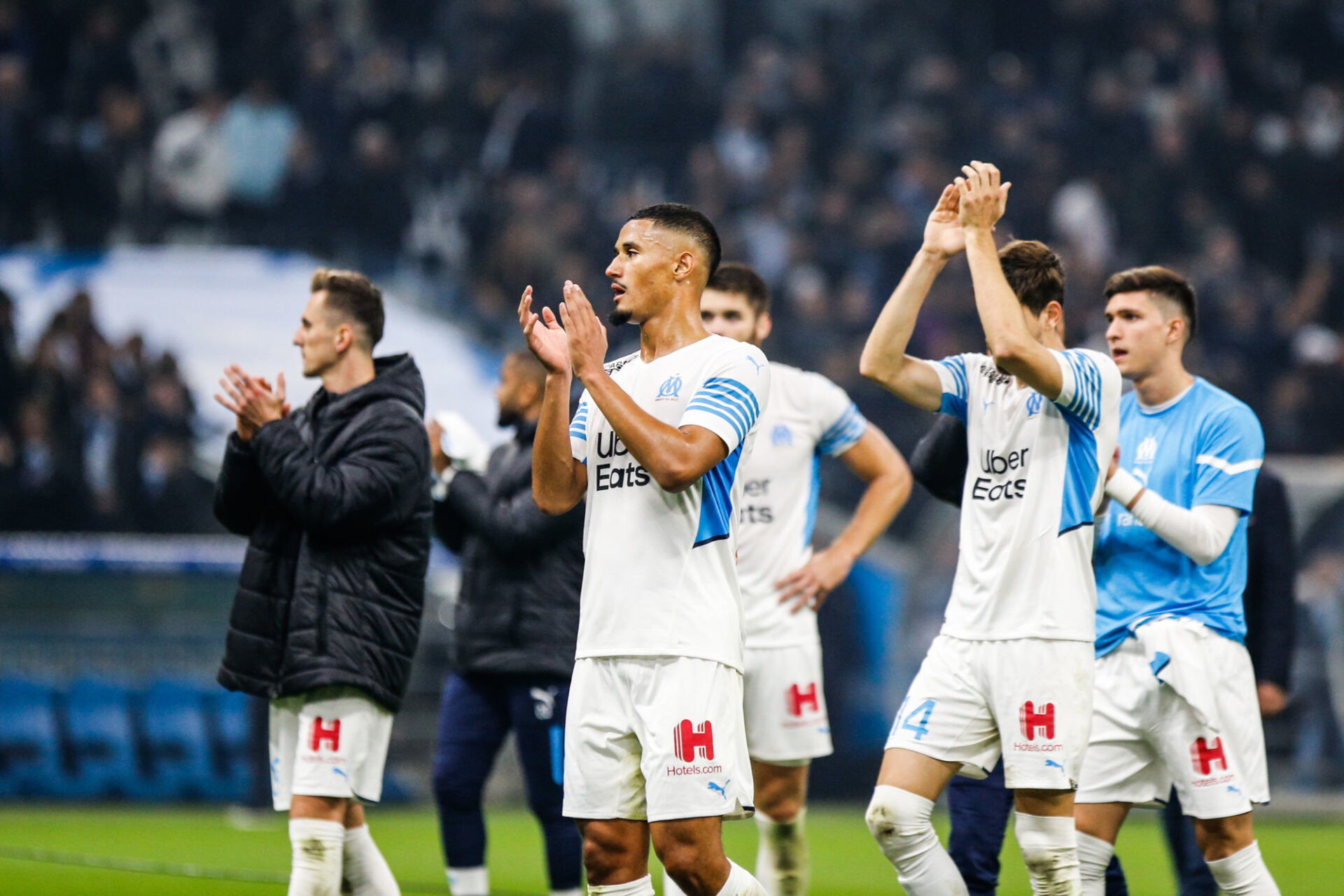 Le tacle merveilleux de William Saliba sur Kylian Mbappé à la 84e minute du match OM-PSG. Icon Sport Le tacle merveilleux de William Saliba sur Kylian Mbappé à la 84e minute du match OM-PSG. Icon Sport