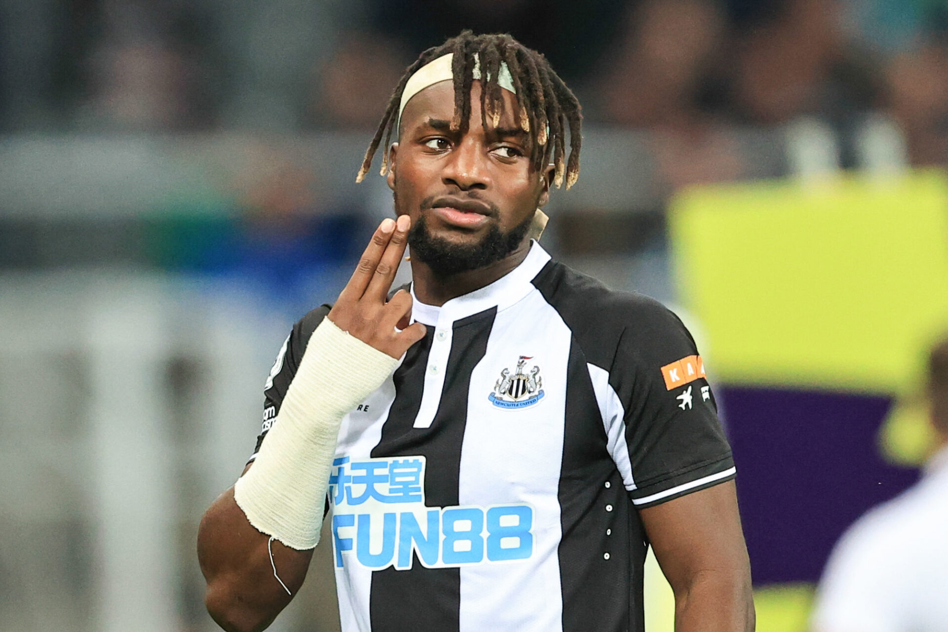 L'attaquant français Allan Saint-Maximin se retrouve dans le club potentiellement le plus riche du monde... Icon Sport