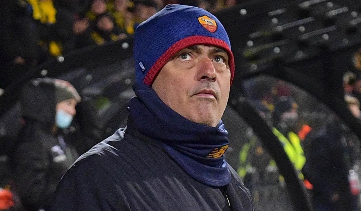Mourinho n'a pas h&eacute;sit&eacute; &agrave; critiquer ses joueurs titulaires face &agrave; Bod&oslash;/Glimt apr&egrave;s le match (Fabio Rossi / Getty Images)