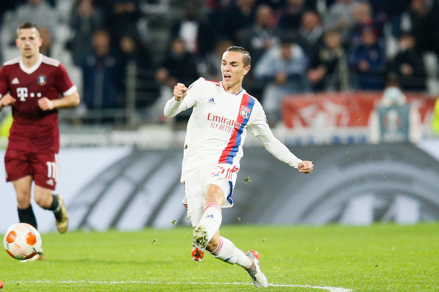Maxence Caqueret sous le maillot lyonnais (iconsport)