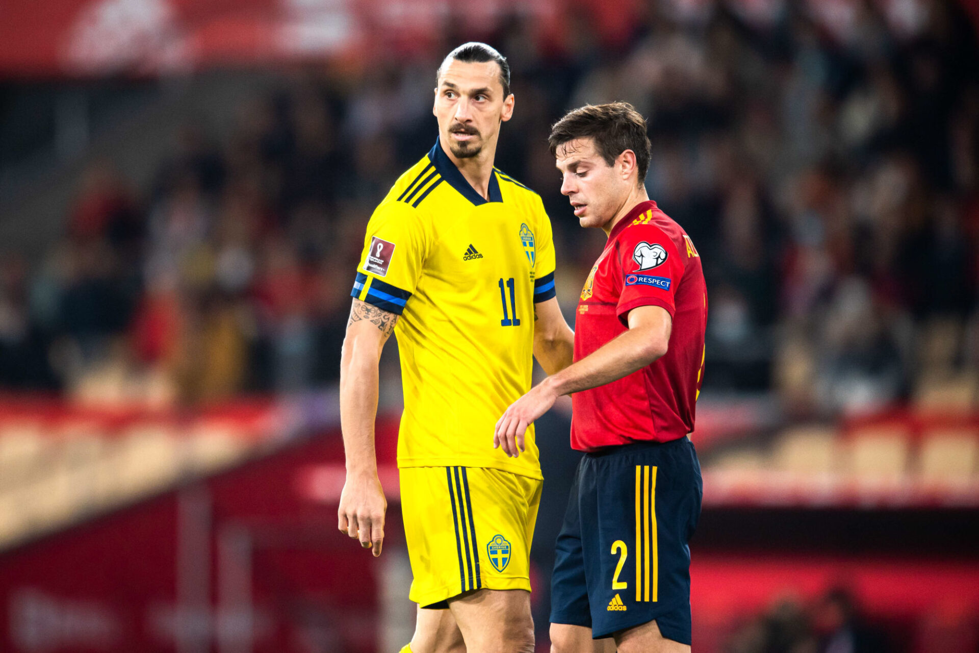 Zlatan Ibrahimovic s'est rendu coupable d'un mauvais geste sur César Azpilicueta, dimanche 14 novembre. Icon Sport