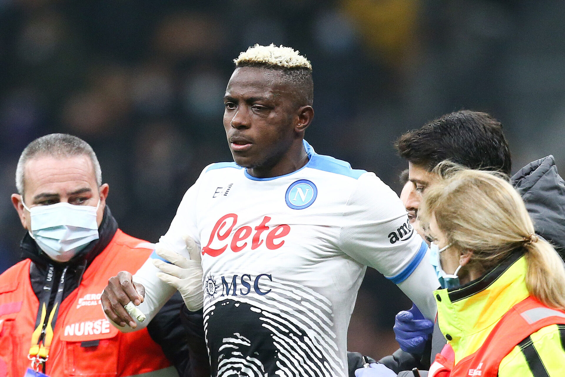 Victor Osimhen a subi un choc violent avec Milan Skriniar (Icon Sport)