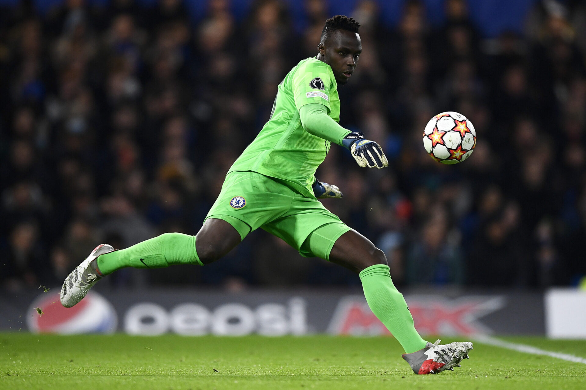 Auteur d'une grande ann&eacute;e, Edouard Mendy a &eacute;t&eacute; r&eacute;compens&eacute; par un deuxi&egrave;me place au Troph&eacute;e Yachine, derri&egrave;re Gianluigi Donnarumma. Icon Sport
