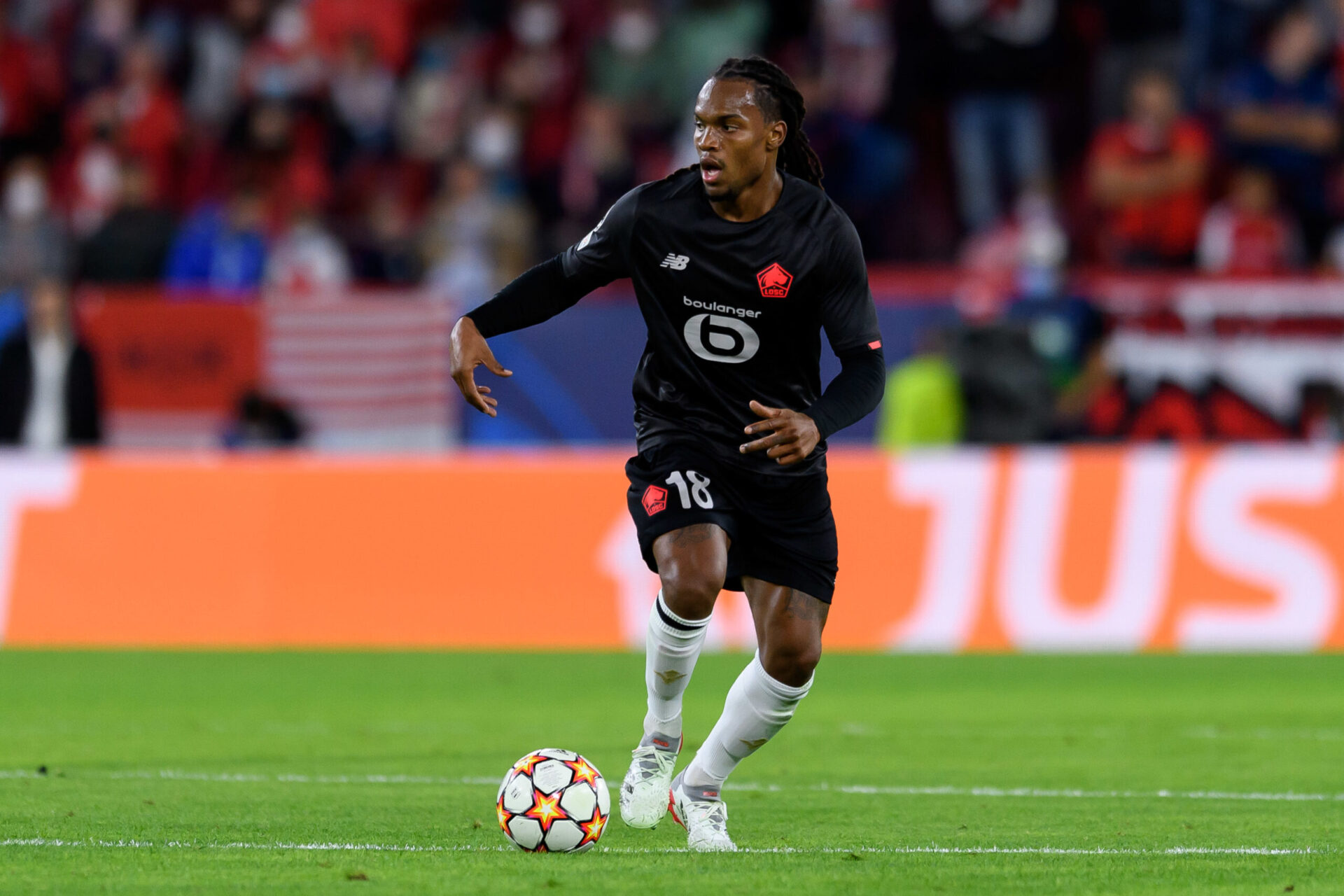 S'il n'est pas parti l'été dernier, Sanches intéresse toujours plusieurs grands clubs (iconsport)