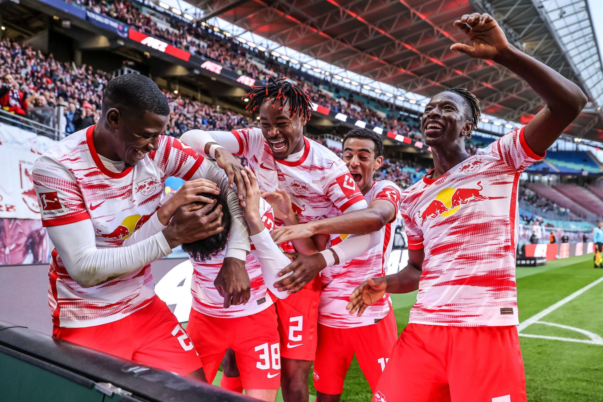 Nordi Mukiele, Christopher Nkunku et Mohamed Simakan sont titulaires face au PSG en Ligue des champions. Icon Sport
