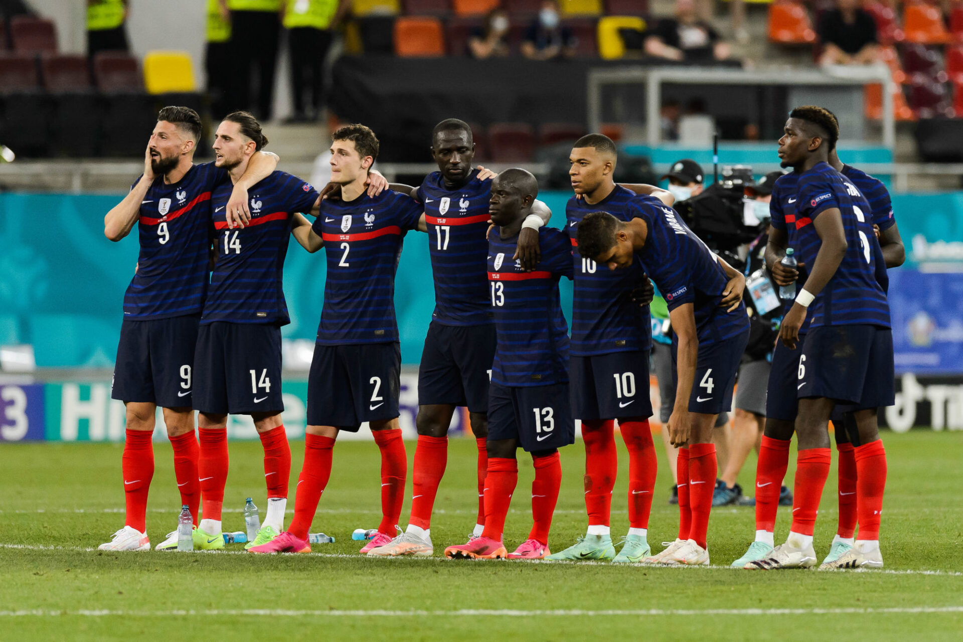 L'équipe de France a chuté à l'Euro. Pas une honte, pour Guy Stéphan. Icon Sport