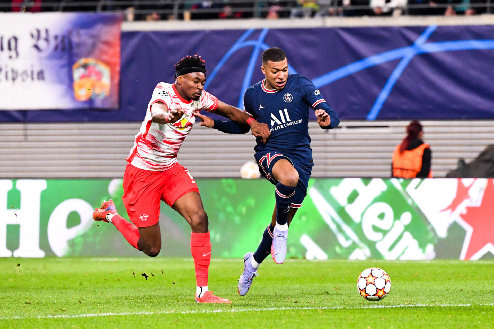 Kylian Mbappé aura beaucoup tenté, mais très peu réussi face à Leizpig. Icon Sport