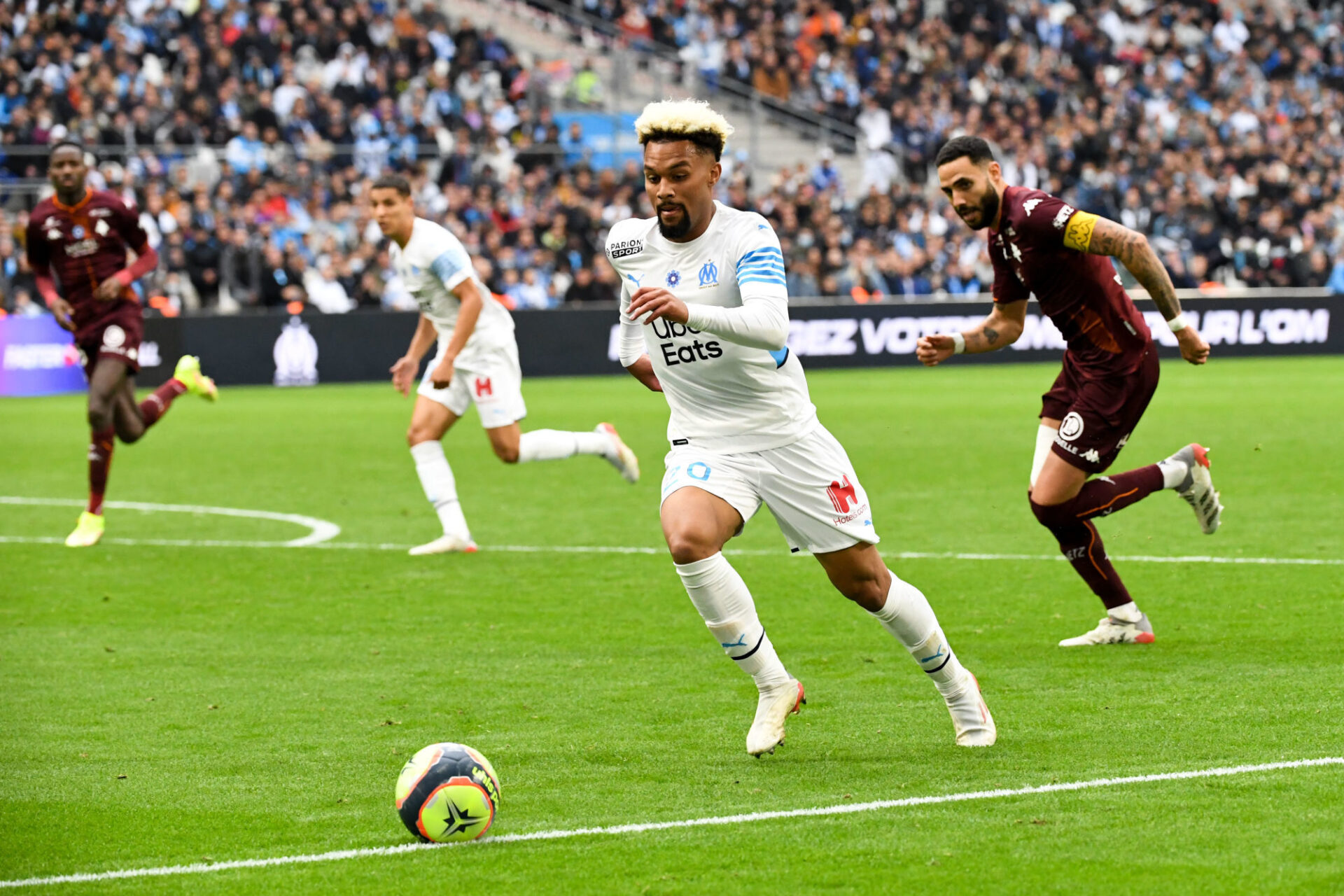 Konrad de la Funete pourrait être titulaire avec l'OM face à l'OL. Icon Sport