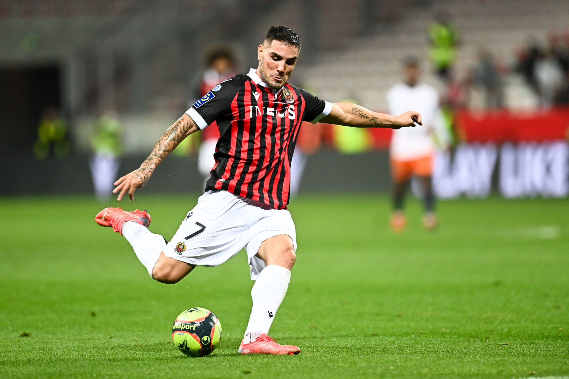 Andy Delort, trois fois buteur lors du mois d'octobre, a permis à Nice de se maintenir sur le podium. Icon Sport
