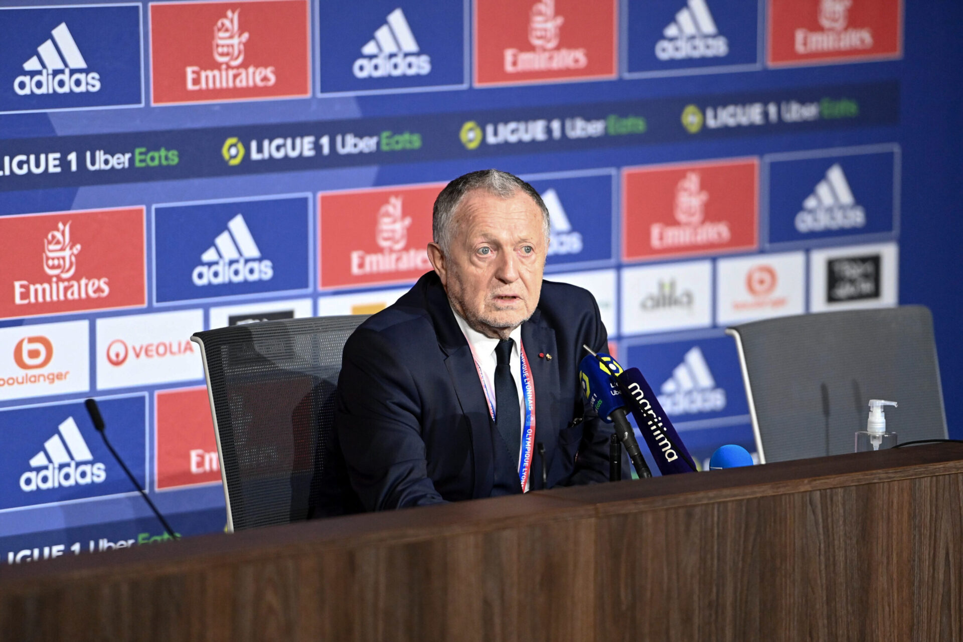 Jean-Michel Aulas et l'Olympique Lyonnais pourraient être lourdement sanctionnés par la Commission de discipline de la LFP le 08 décembre prochain. Icon Sport