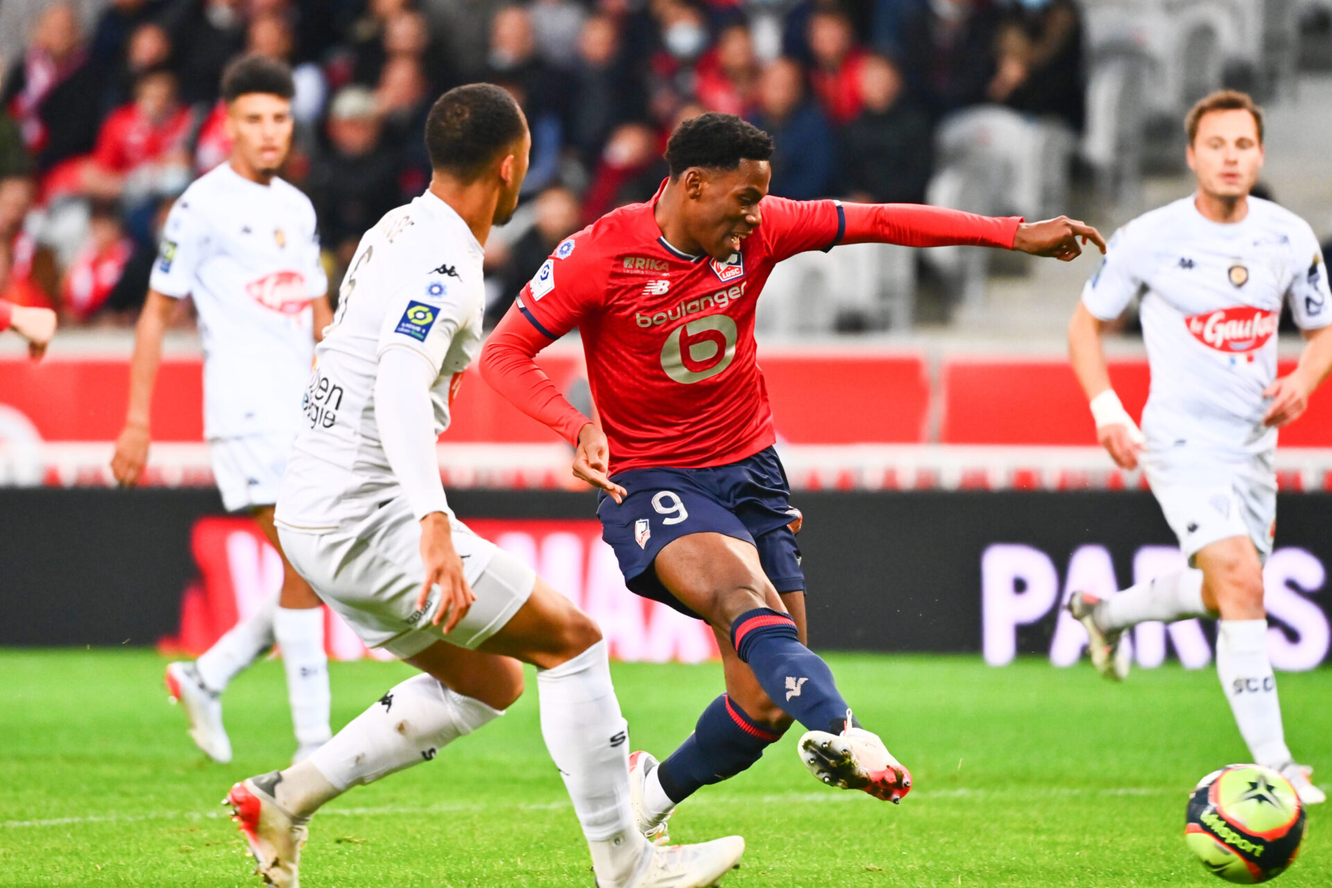 Jonathan David a manqué l'ouverture du score pour Lille dans les premières minutes (iconsport)