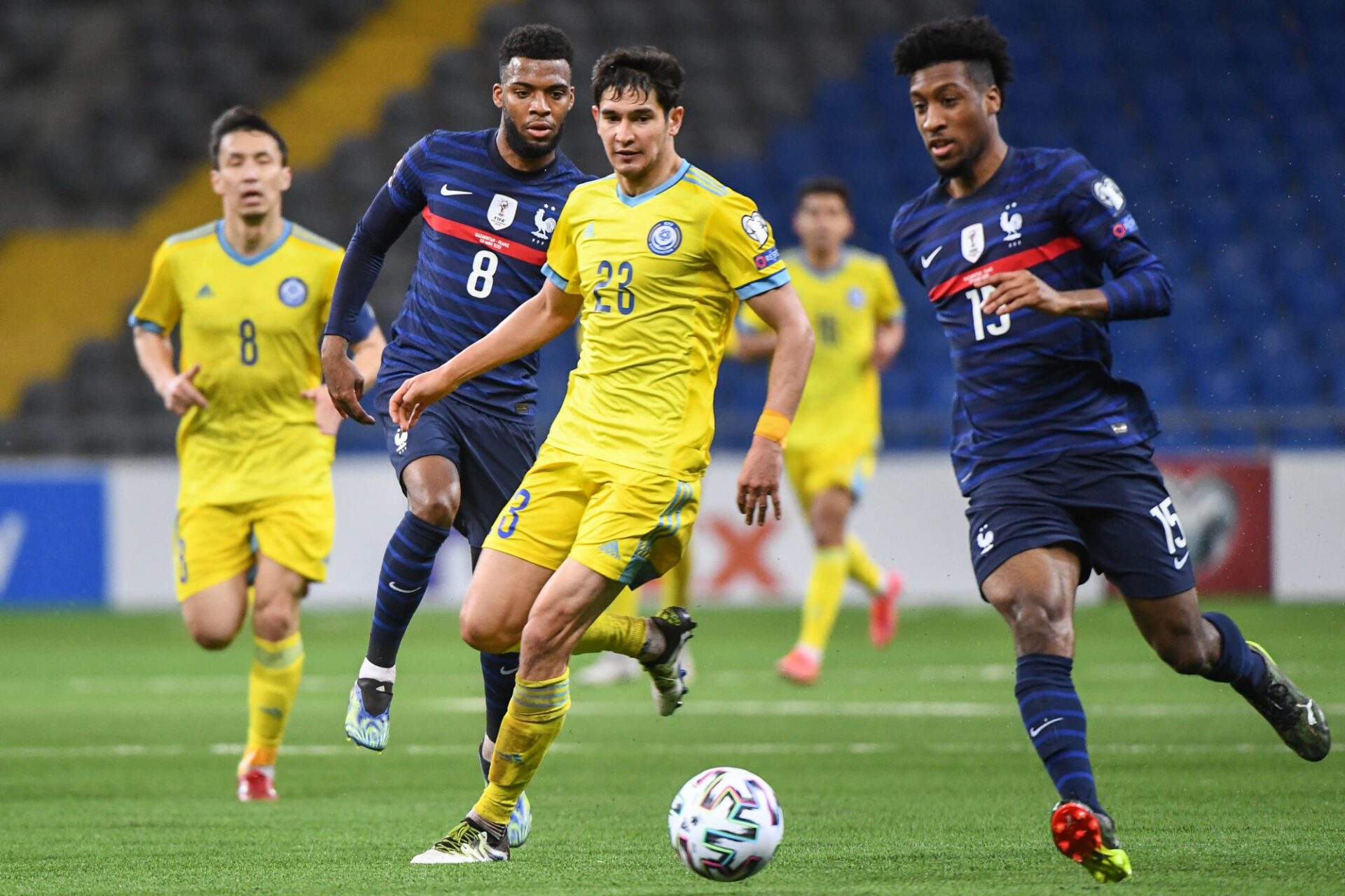Kingsley Coman (à droite) pourrait être titulaire au poste de piston droit contre le Kazakhstan. Icon Sport