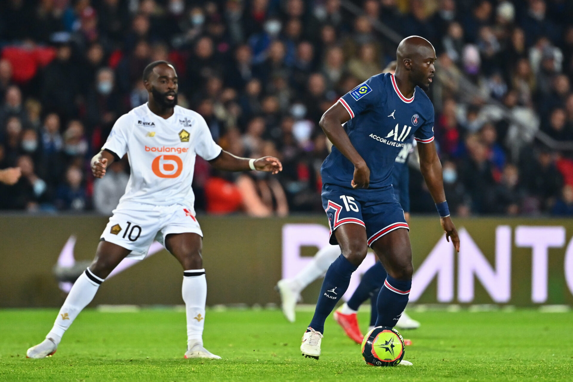 Danilo Pereira est arriv&eacute; &agrave; Paris &agrave; l'&eacute;t&eacute; 2020 en pr&ecirc;t avant d'&ecirc;tre transf&eacute;r&eacute; l'&eacute;t&eacute; suivant (iconsport)