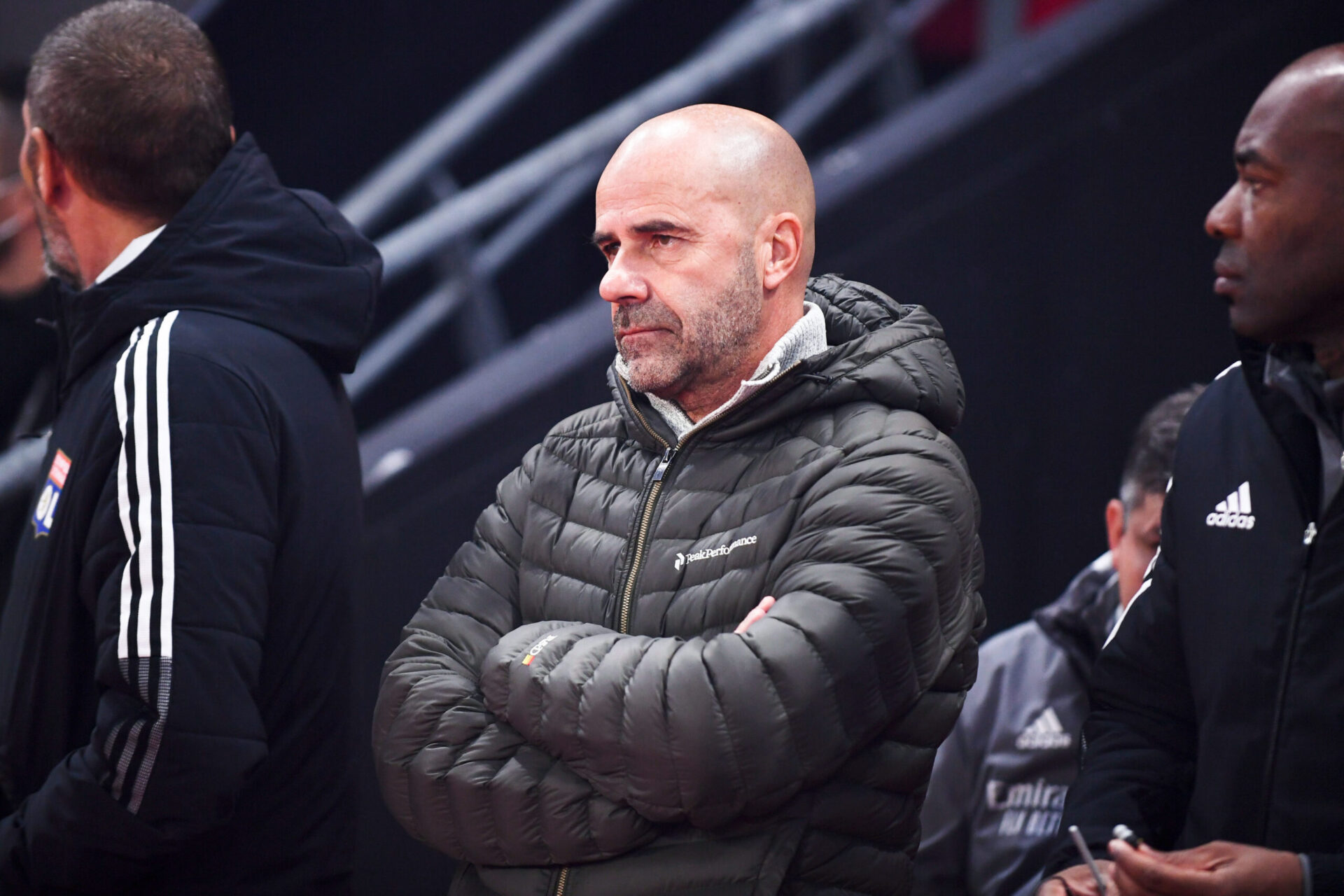 Peter Bosz, l'entraîneur de l'OL, compte sur le soutien et la confiance de son directeur sportif, Juninho. Icon Sport