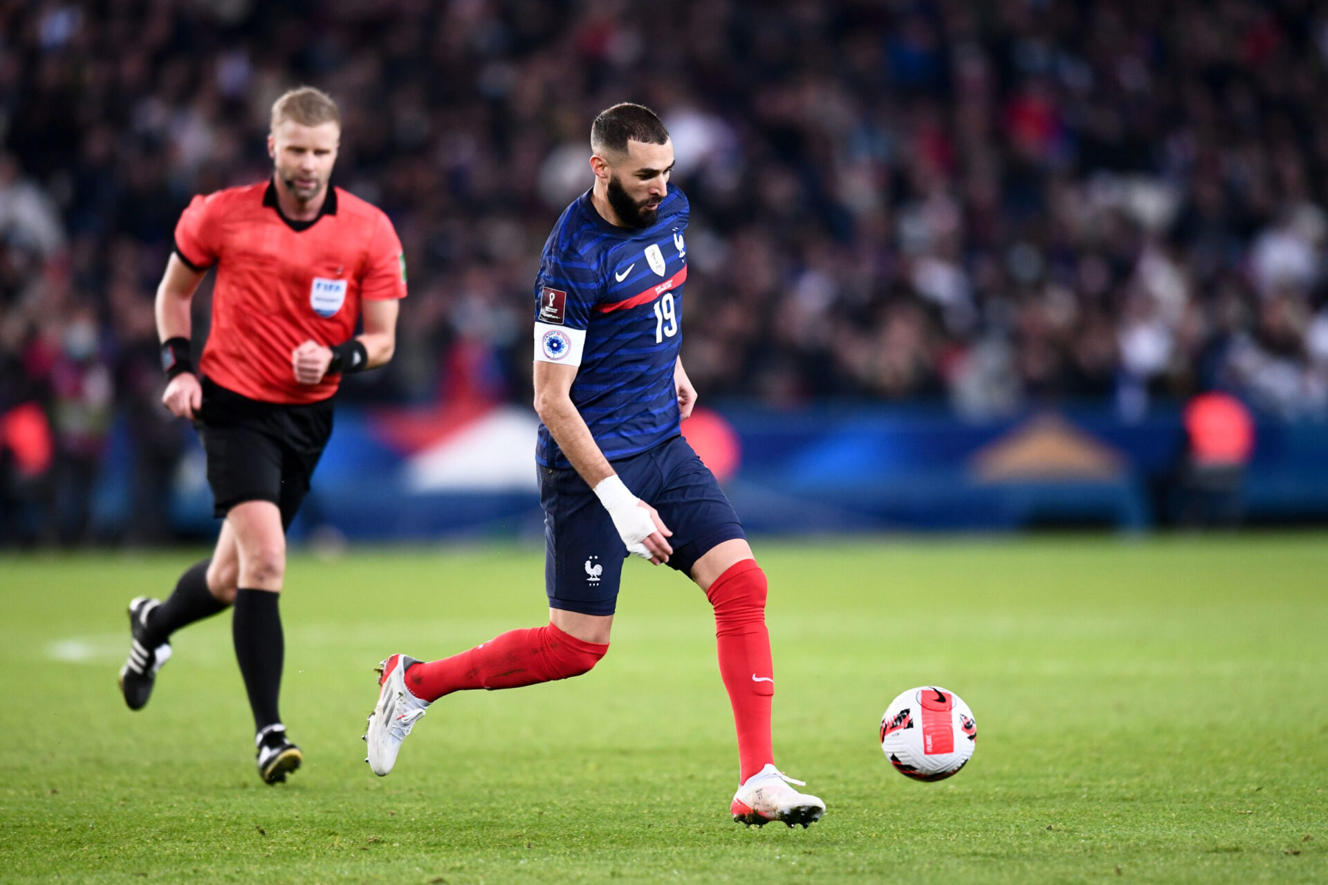 Karim Benzema face à la Finlande (iconsport)