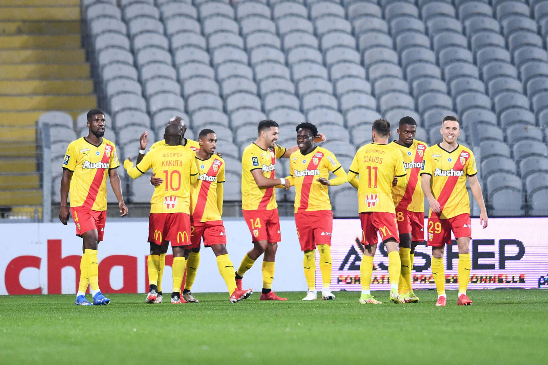 Le dauphin Lens se déplace à Brest, dimanche 21 novembre. Icon Sport
