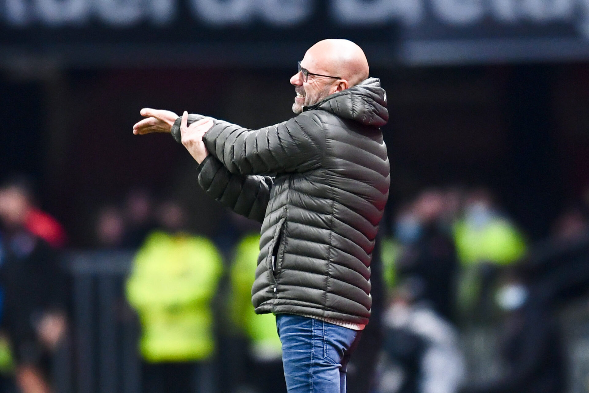 Peter Bosz sur le banc lyonnais (iconsport)