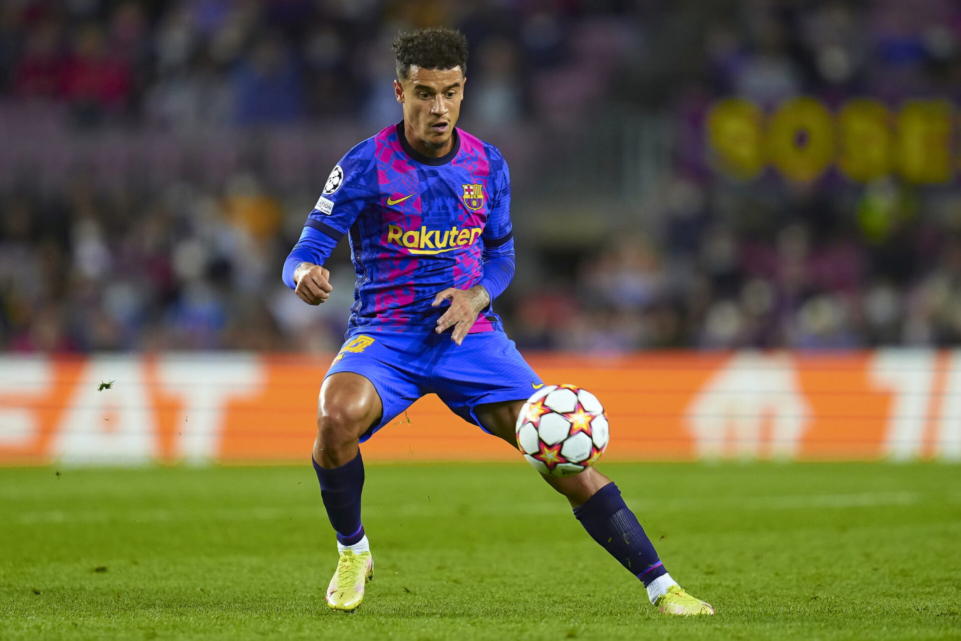 Barcelone va essayer de trouver un nouveau point de chute à Coutinho cet hiver, et espère notamment que Newcastle se manifestera pour l'accueillir (iconsport)