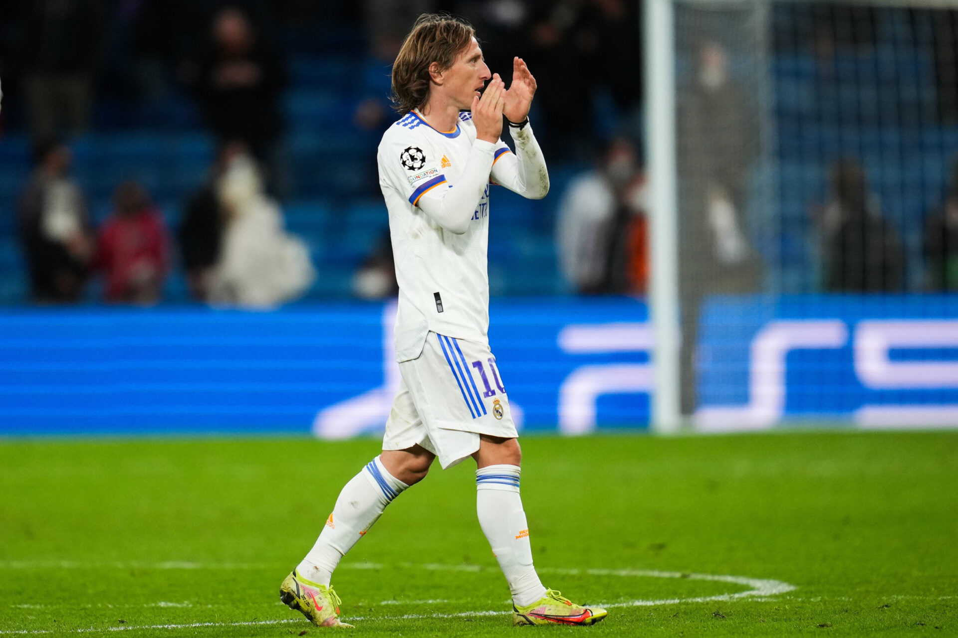 Luka Modric sous le maillot du Real Madrid (iconsport)