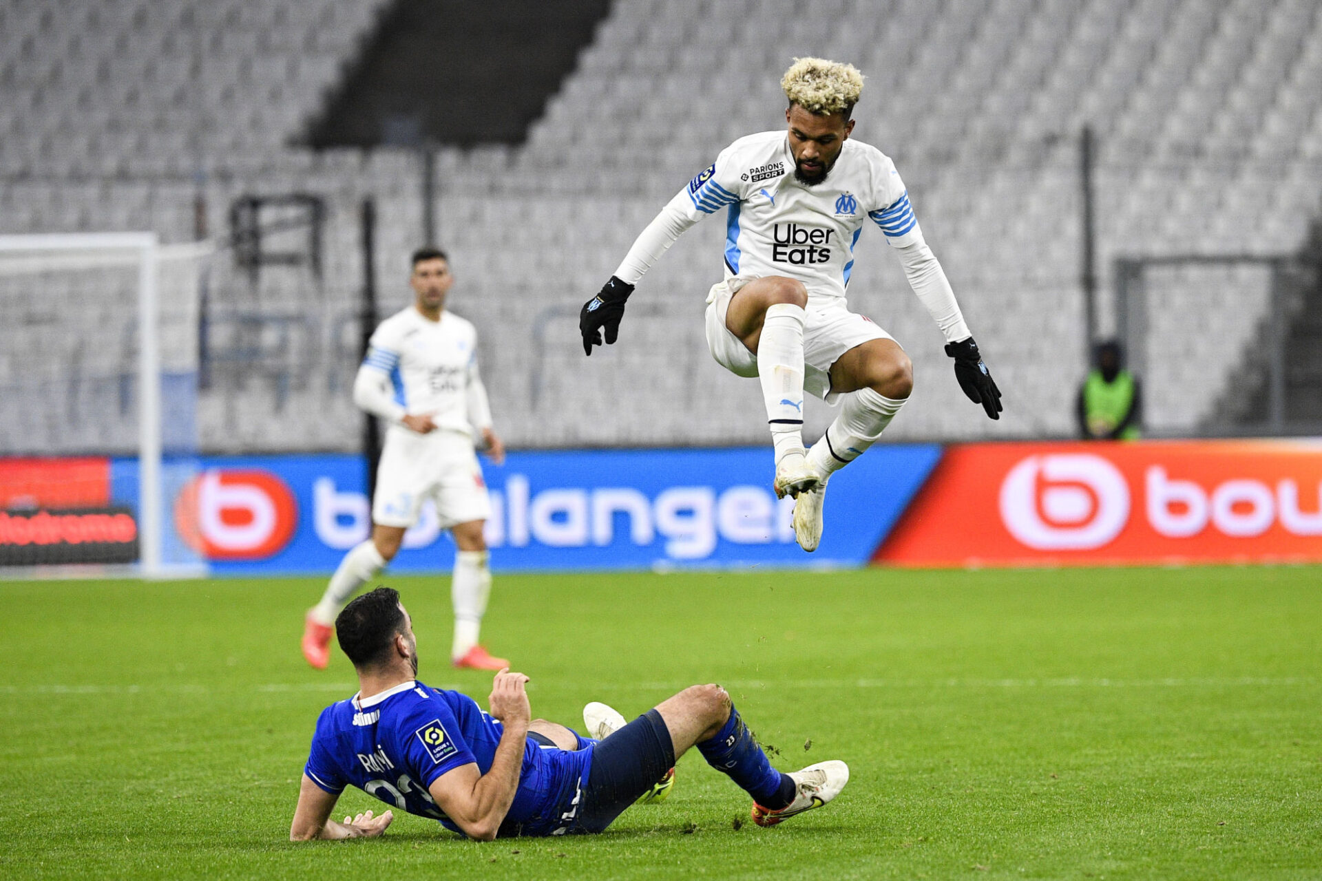 M&ecirc;me le d&eacute;tonateur Konrad de la Fuente &eacute;tait sans solution face au bon plan de Laurent Battles et de Troyes. Icon Sport