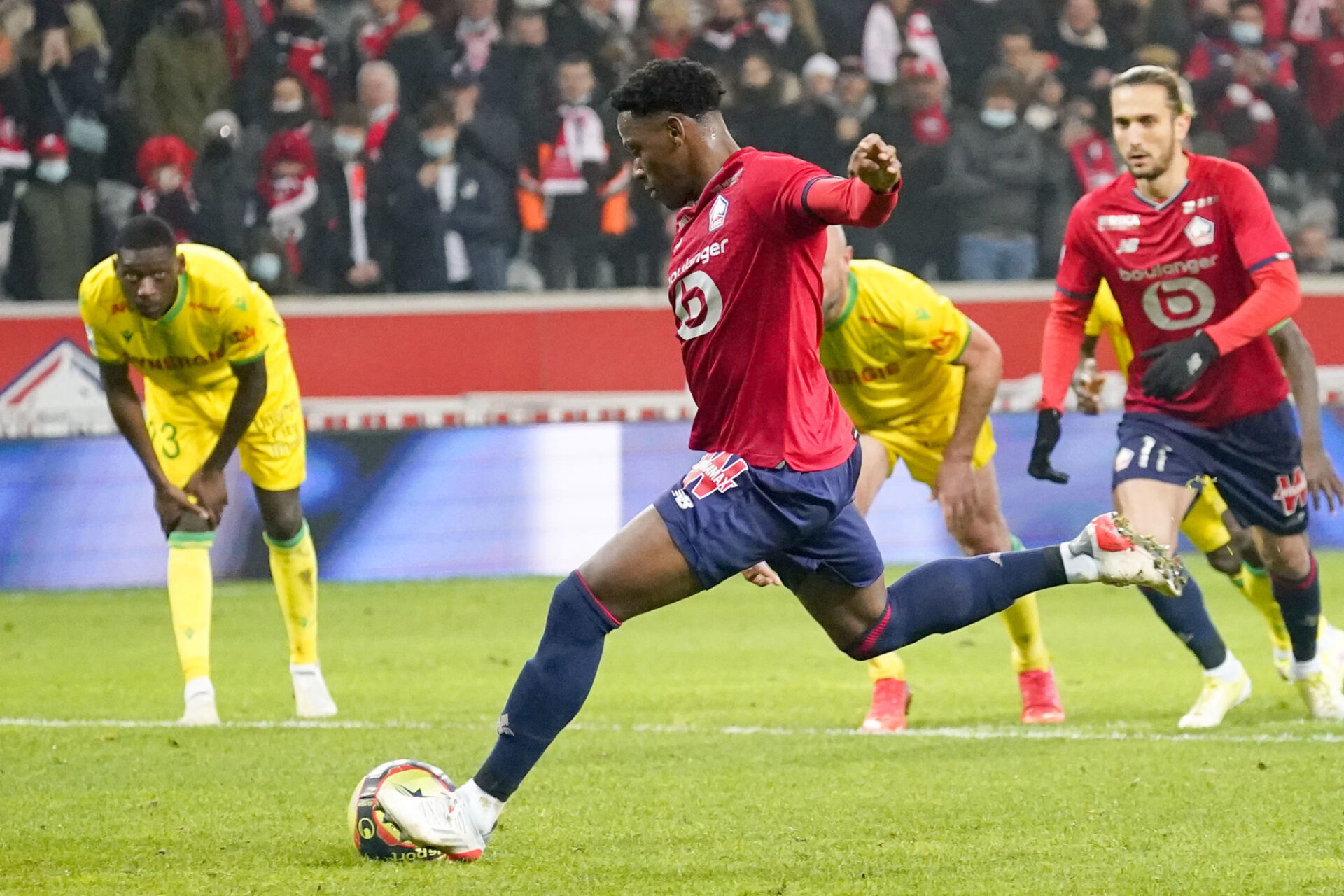 Jocelyn Gourvennec motive ses joueurs face &agrave; Nantes. Icon Sport