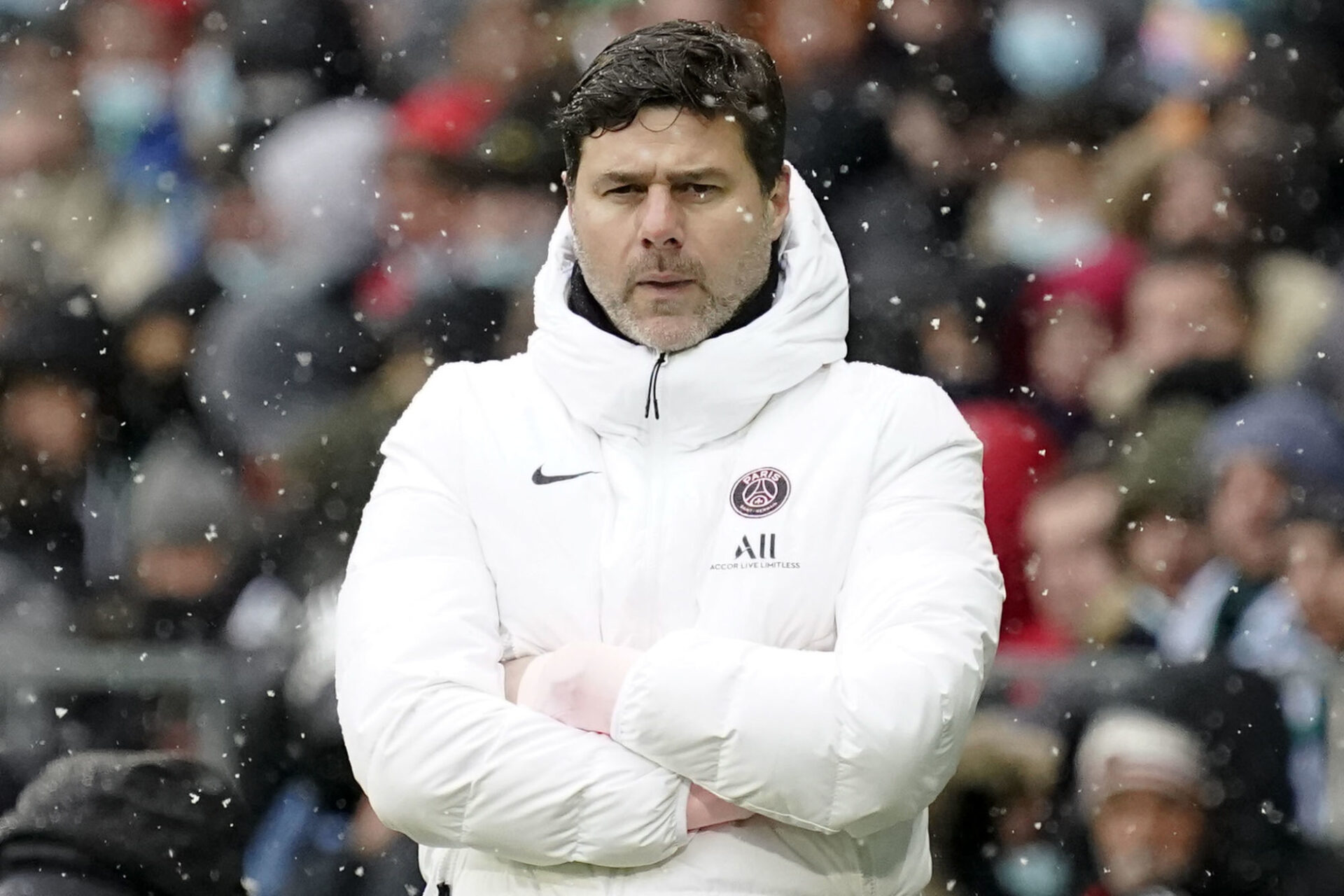 Mauricio Pochettino sous la neige de Saint-Etienne. Icon Sport Mauricio Pochettino sous la neige de Saint-Etienne. Icon Sport