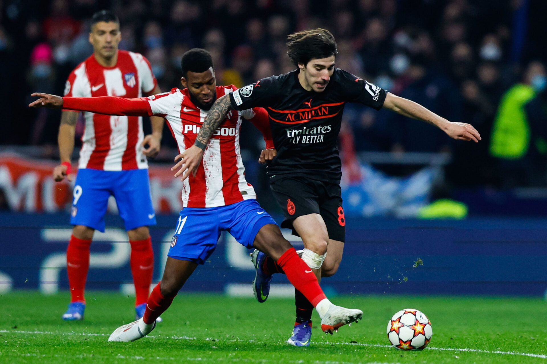 L'Atl&eacute;tico et le Milan AC se disputent, avec le FC Porto, le deuxi&egrave;me ticket pour les huiti&egrave;mes de finale de Ligue des champions (iconsport)
