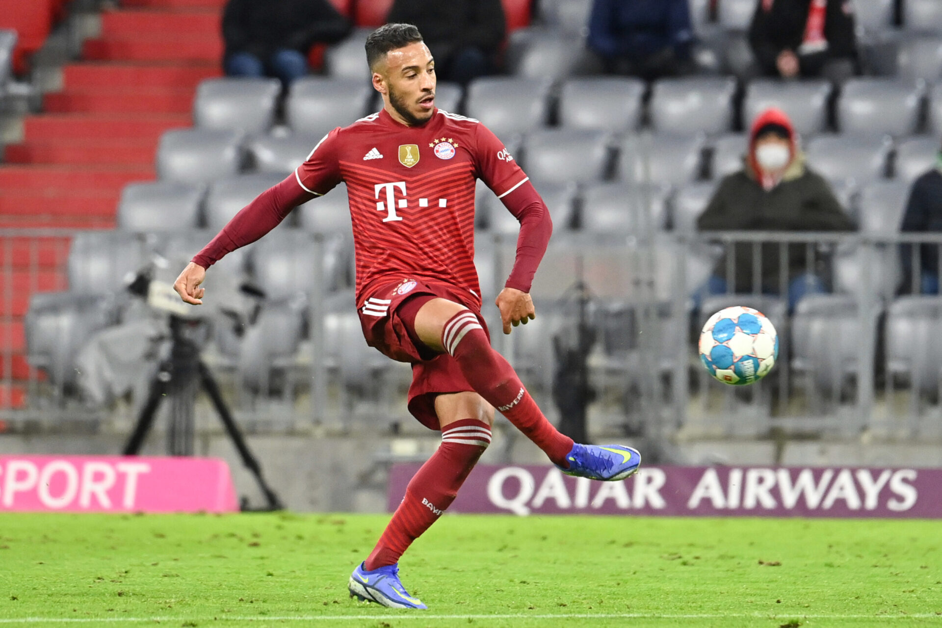 Corentin Tolisso sous le maillot du Bayern Munich (IconSport) Corentin Tolisso sous le maillot du Bayern Munich (IconSport)