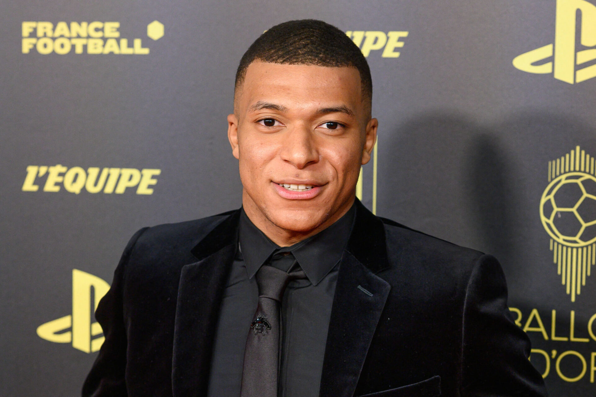 Kylian Mbapp&eacute; assure qu'il a su rester simple malgr&eacute; l'argent et la gloire. Icon Sport