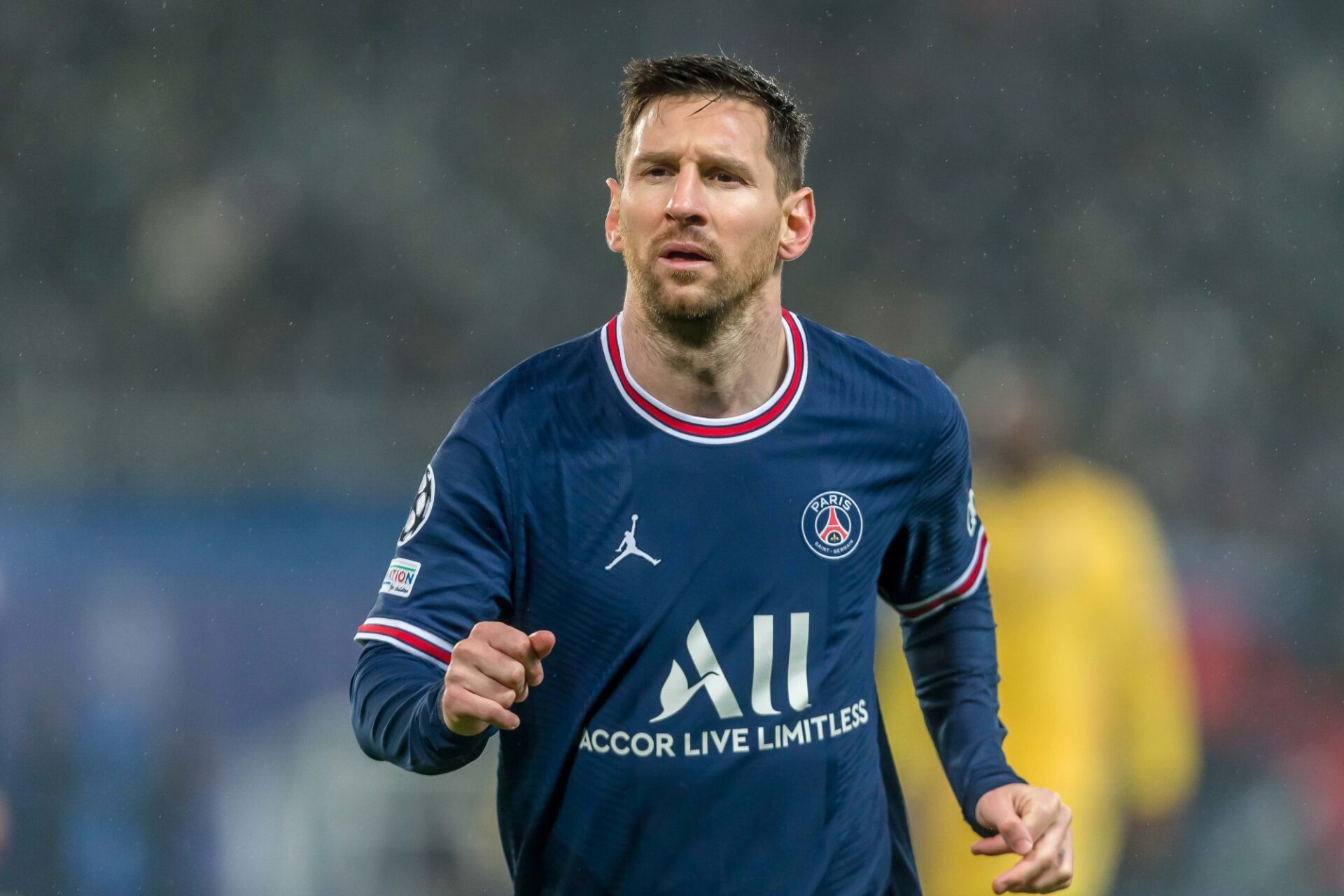 Lionel Messi ne porte plus le maillot du Bar&ccedil;a, et certains ont toujours du mal &agrave; s'y faire... Icon Sport