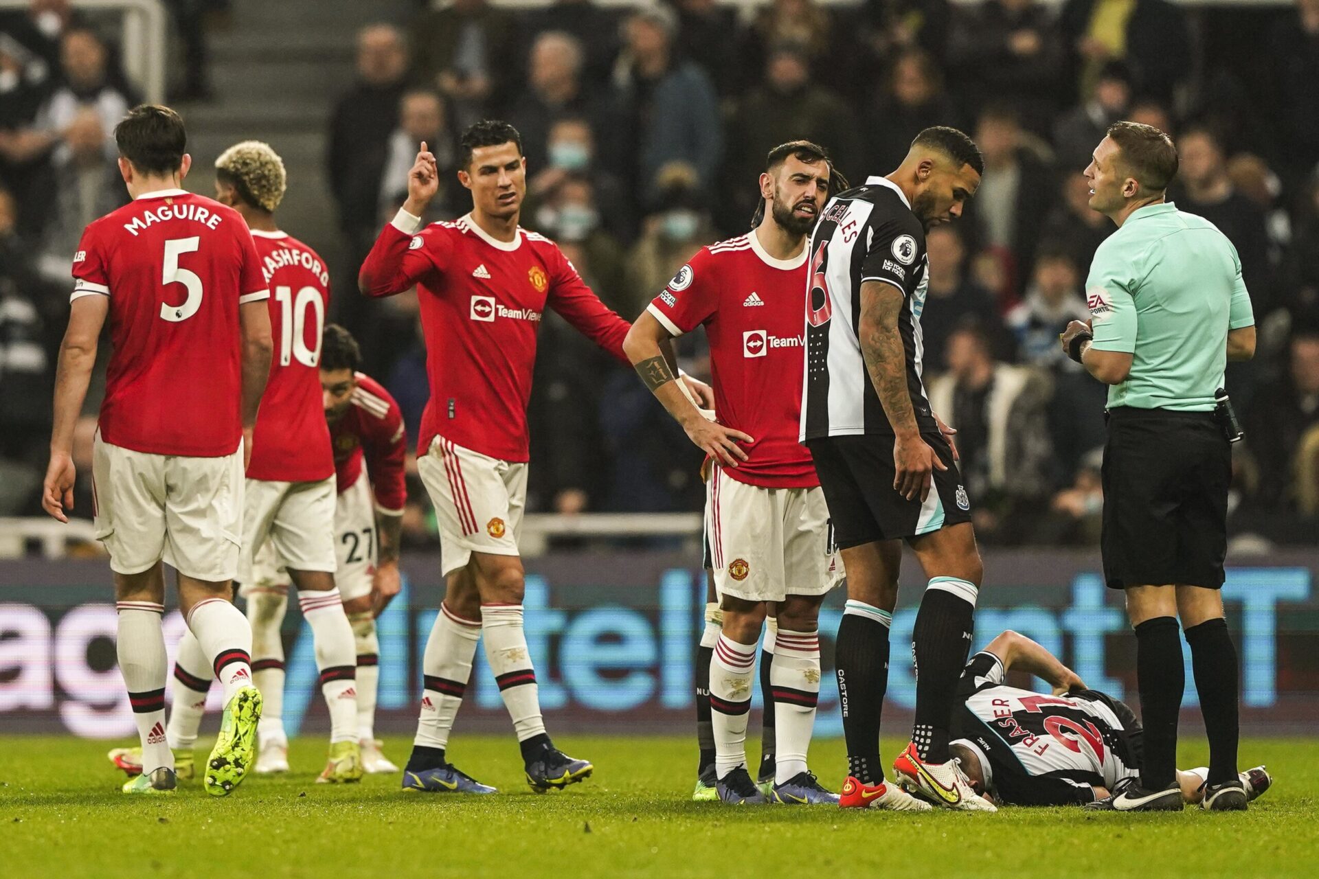 Manchester United a de nouveau perdu des points en Premier League, cette fois-ci face &agrave; Newcastle, &agrave; St James' Park. Icon Sport